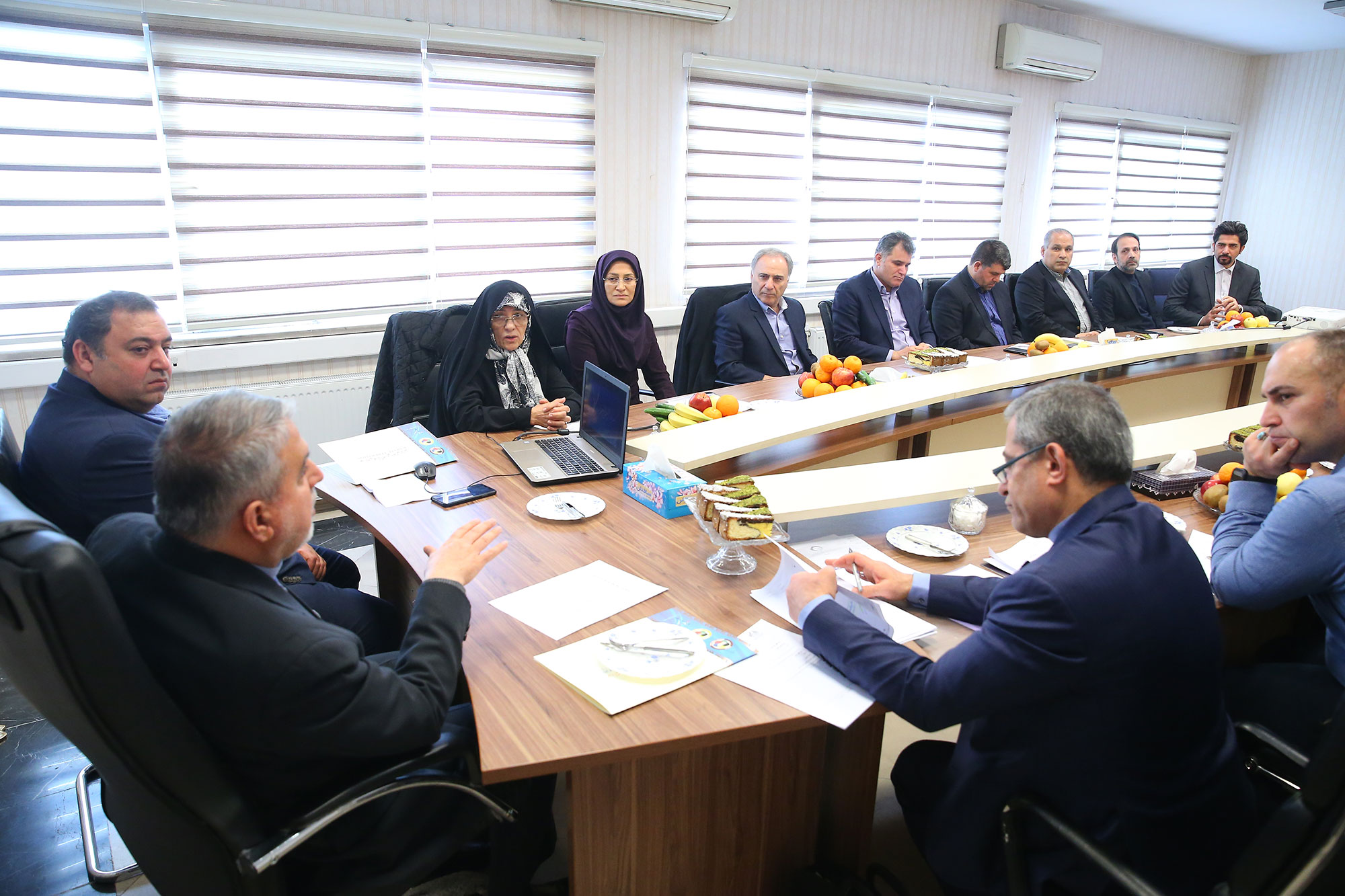 بازدید از فدراسیون های دوومیدانی و کاراته 11