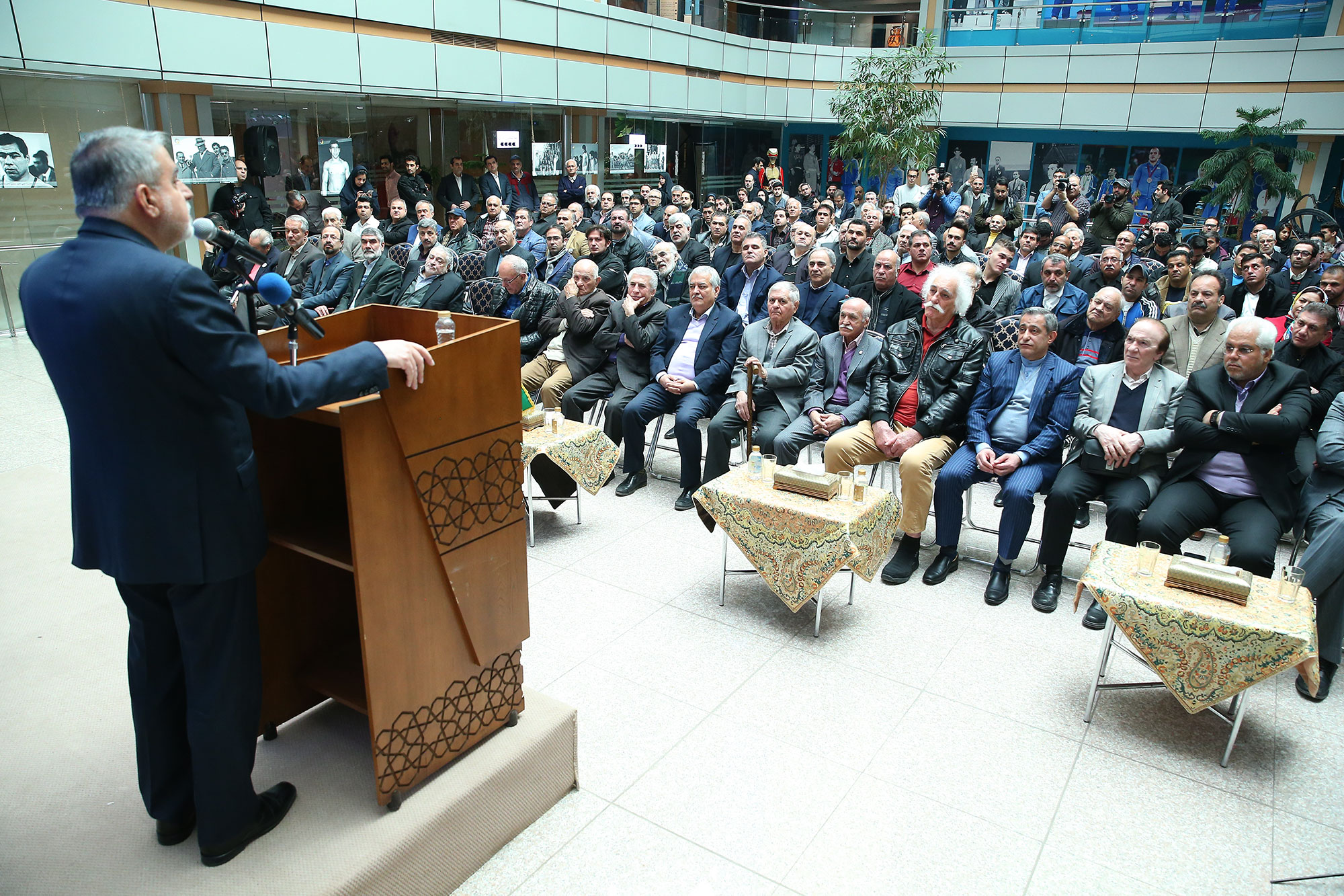 آیین بزرگداشت و رونمایی از دست نوشته های غلامرضا تختی 26