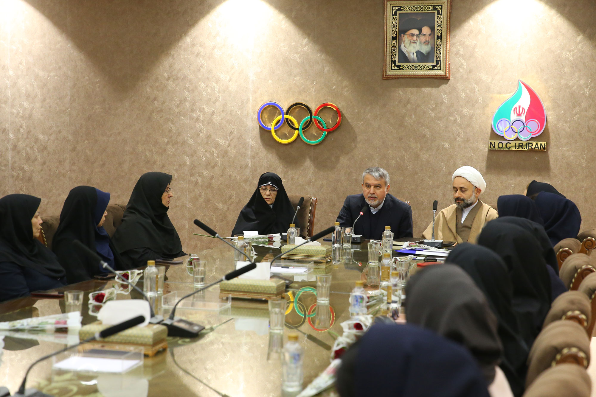 مراسم گرامیداشت روز مادر  8