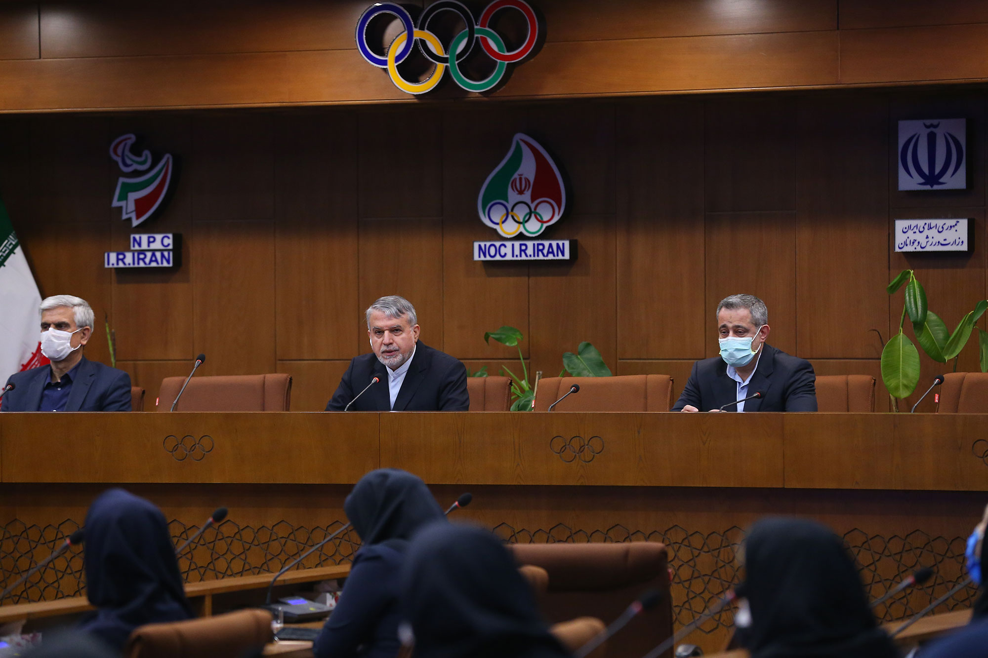 نشست صمیمی ریاست کمیته ملی المپیک با همکاران 3