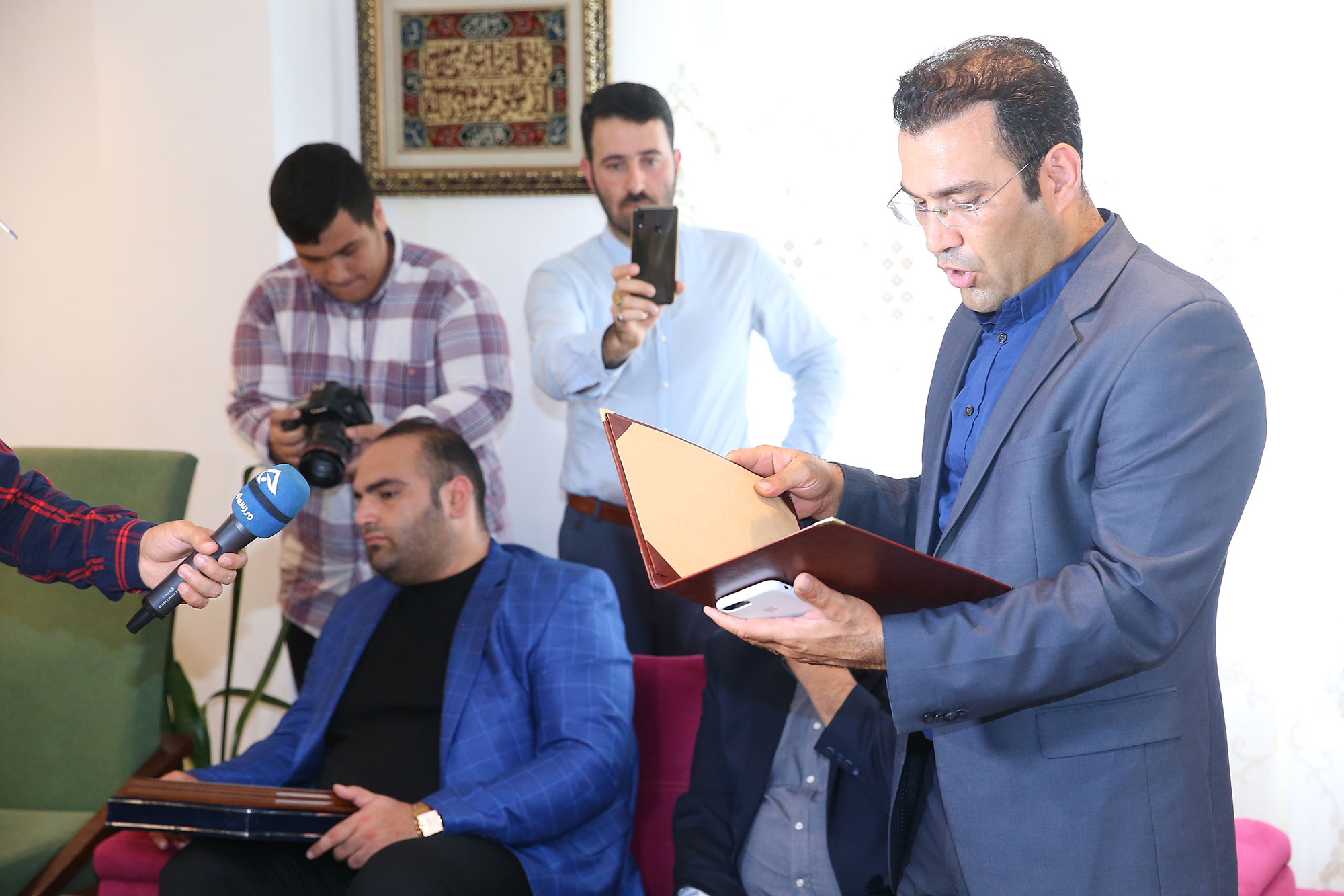 نصب تابلوهای افتخار قهرمانان المپیک استان مازندران 21