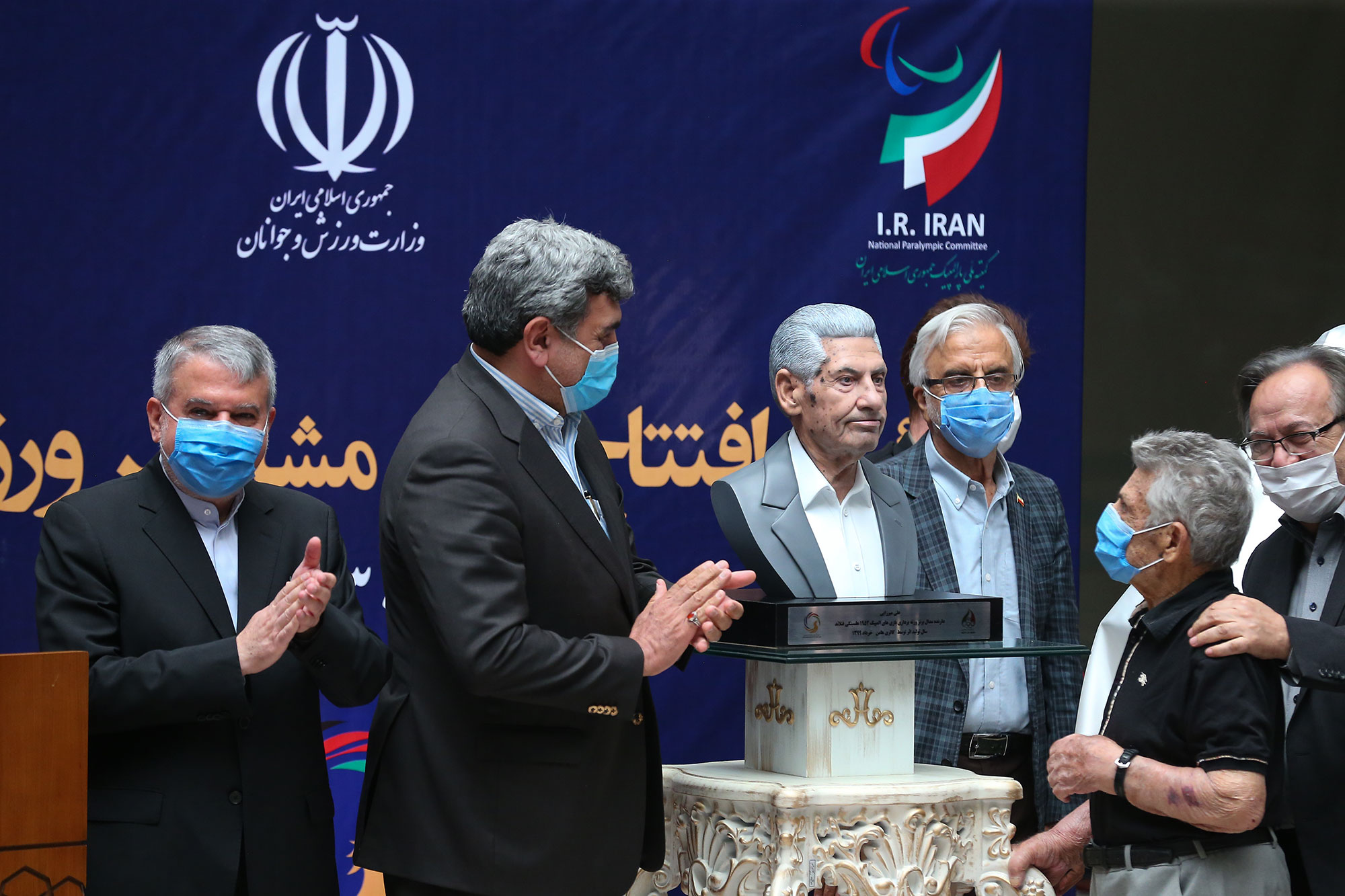 آیین افتتاح تالار مشاهیر ورزش ایران و رونمایی از تندیس قهرمانان ورزش کشور 25