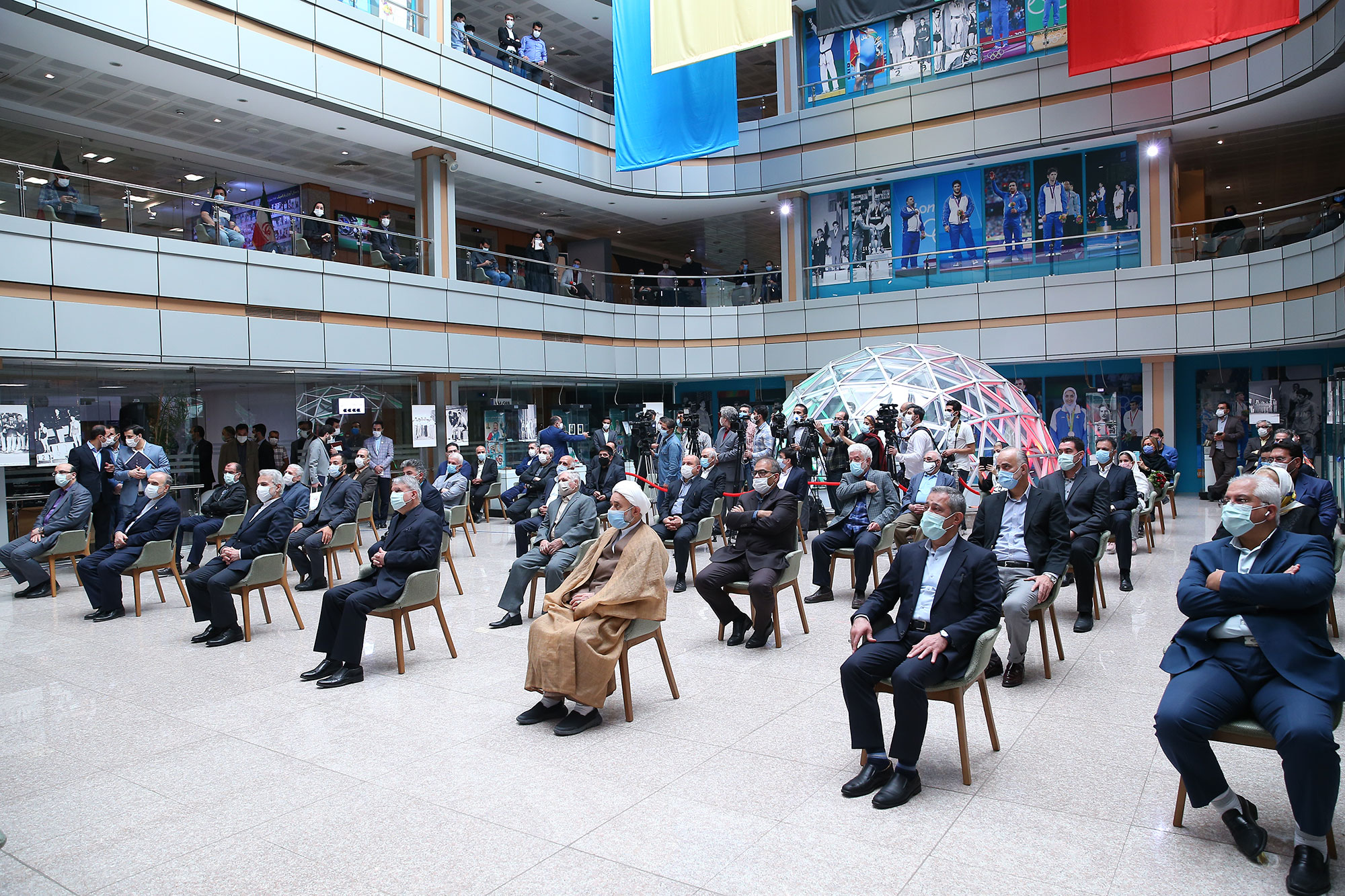 آیین رونمایی از تندیس مدال آوران المپیک و پارالمپیک 2