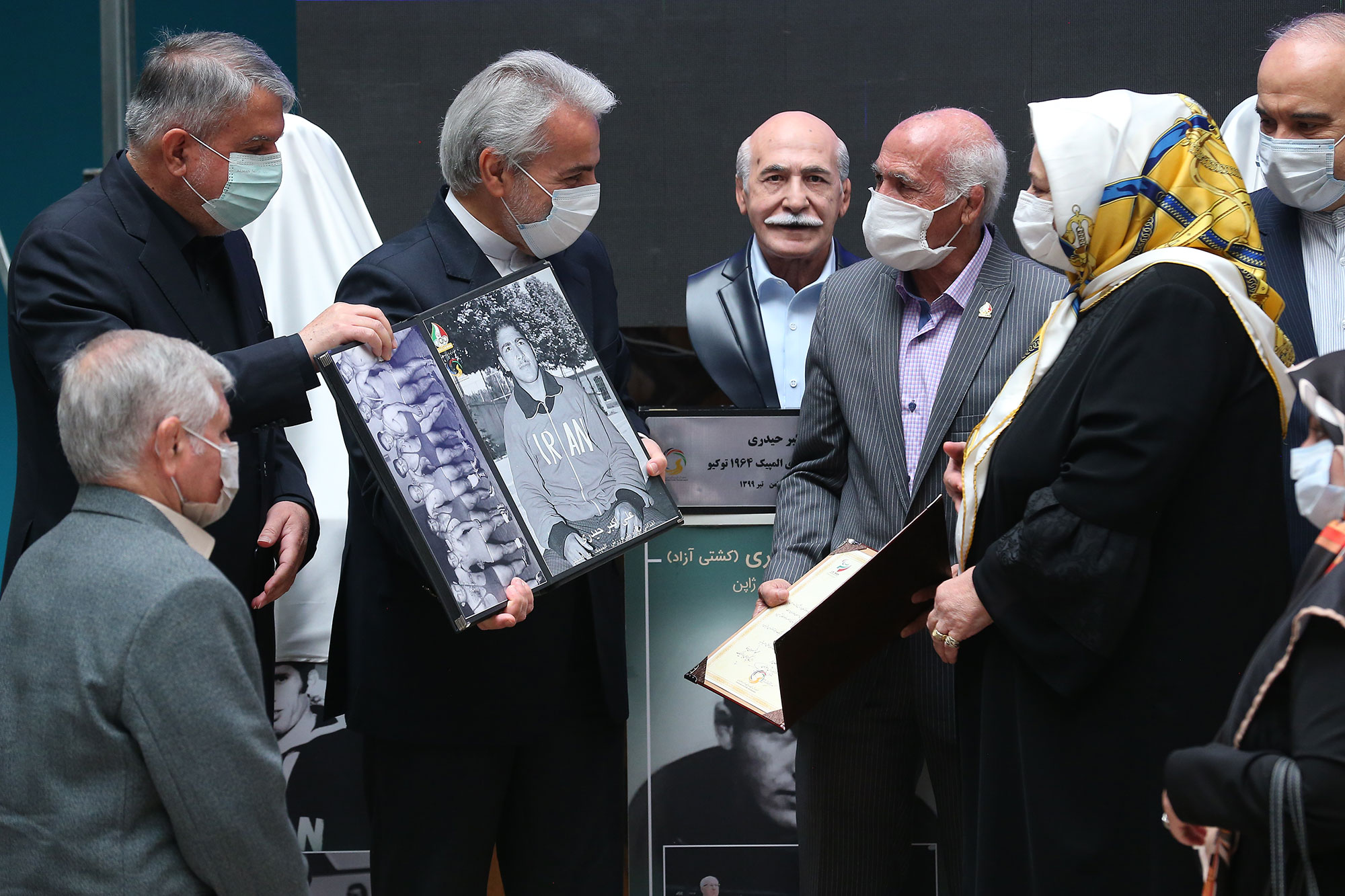 آیین رونمایی از تندیس مدال آوران المپیک و پارالمپیک 20