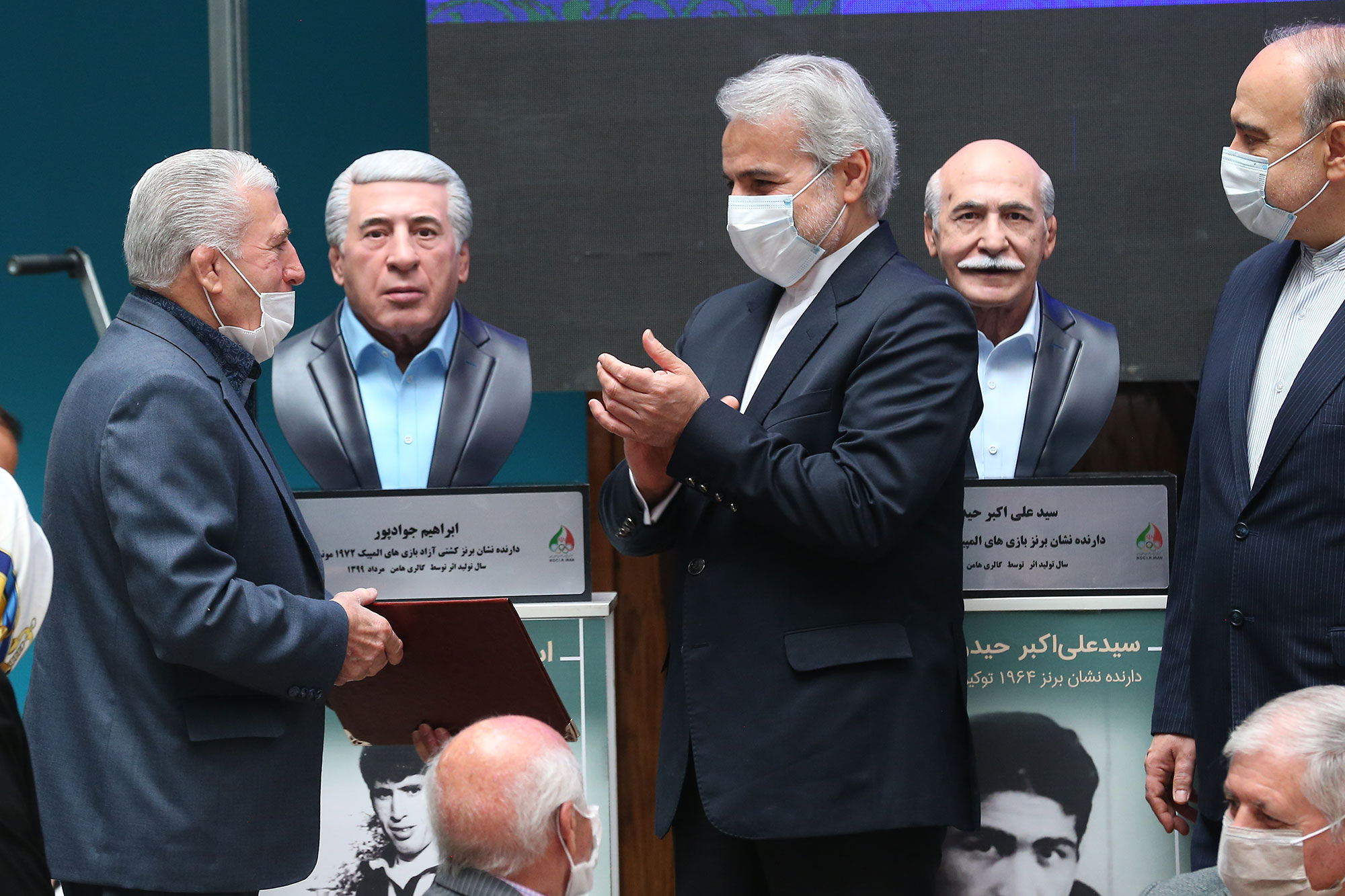 آیین رونمایی از تندیس مدال آوران المپیک و پارالمپیک 27