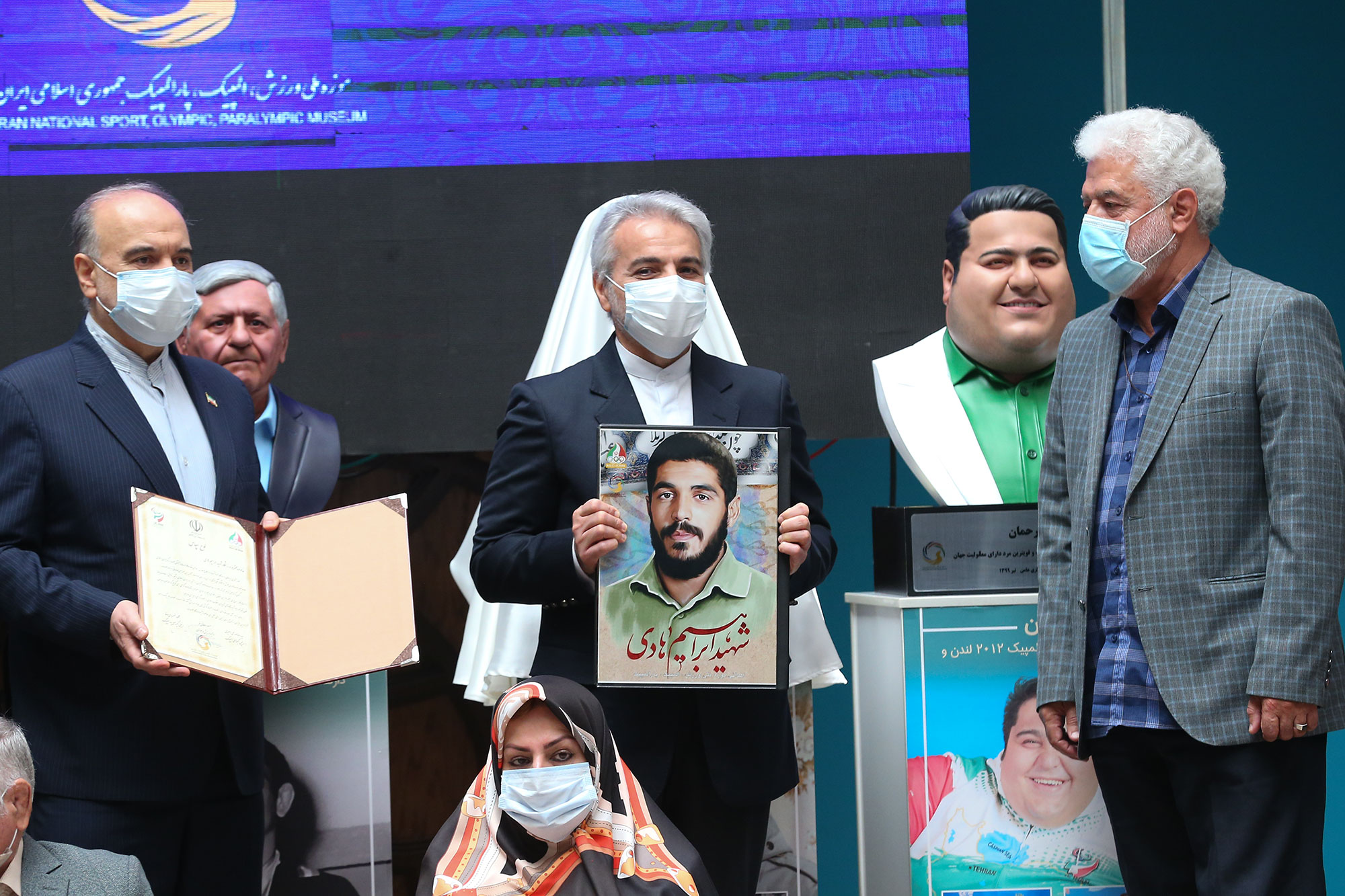 آیین رونمایی از تندیس مدال آوران المپیک و پارالمپیک 31