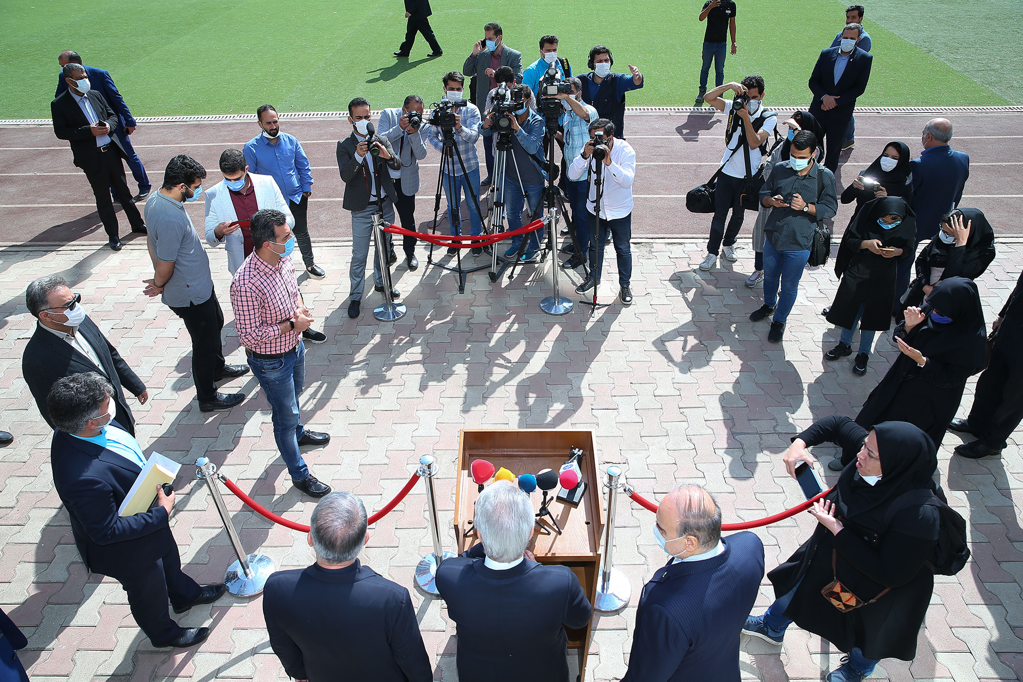 نشست صمیمانه دکتر نوبخت با مسئولین ورزش کشور 10