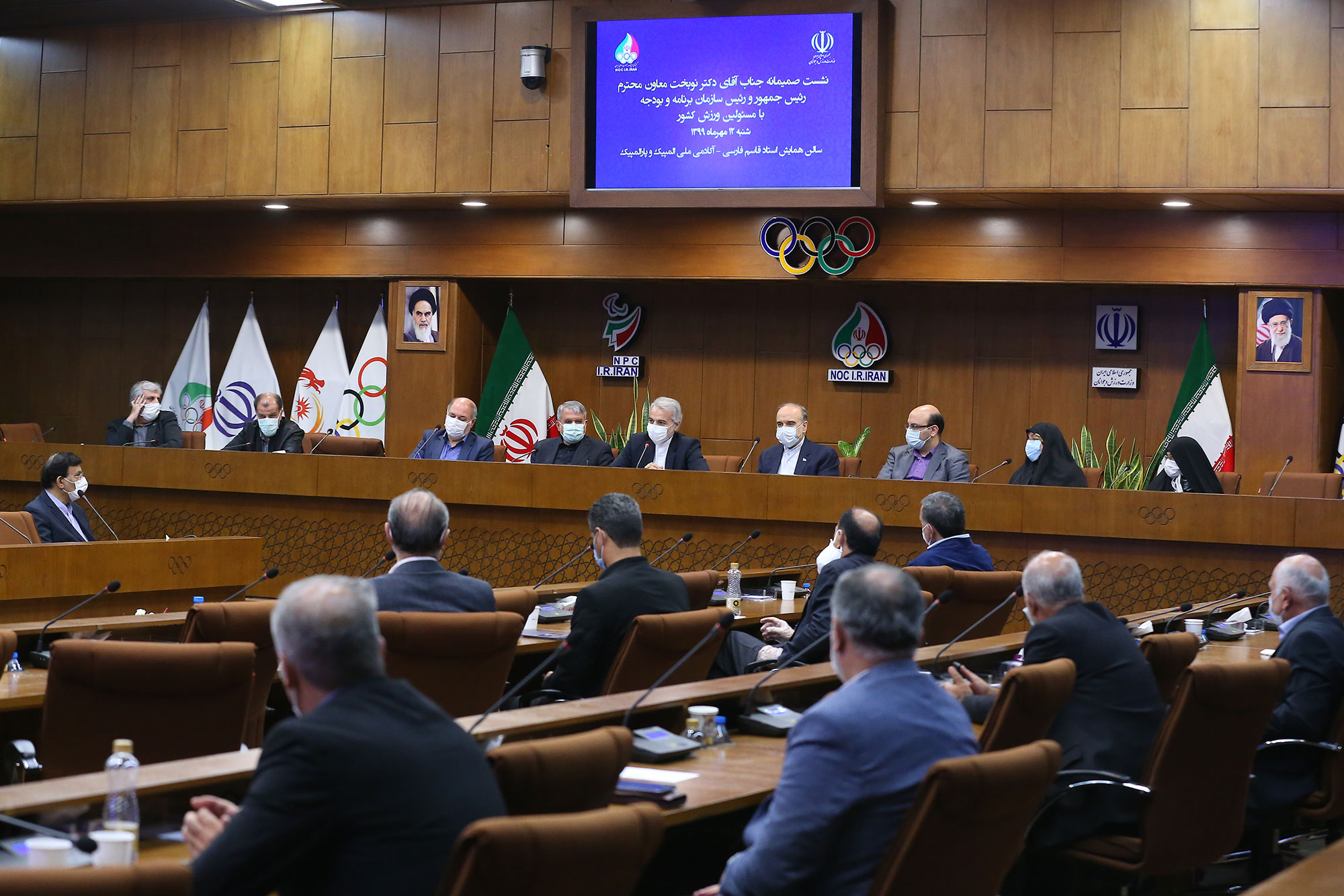 نشست صمیمانه دکتر نوبخت با مسئولین ورزش کشور 38