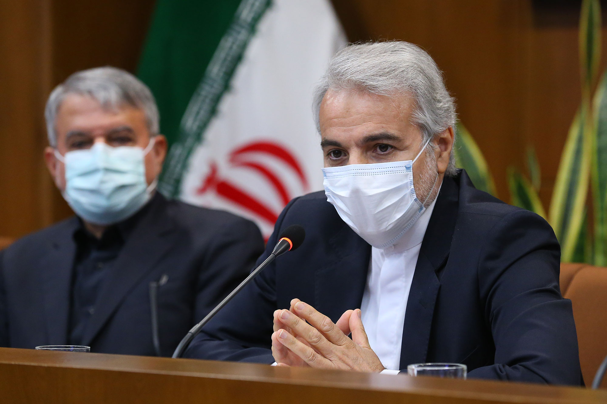 نشست صمیمانه دکتر نوبخت با مسئولین ورزش کشور 40