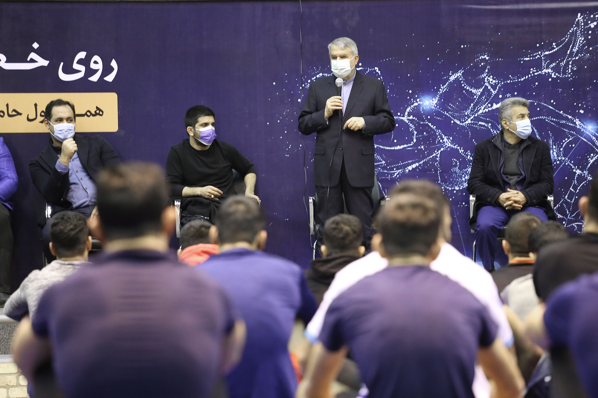 بازدید ریاست کمیته ملی المپیک از فدراسیون های کشتی و تنیس 21