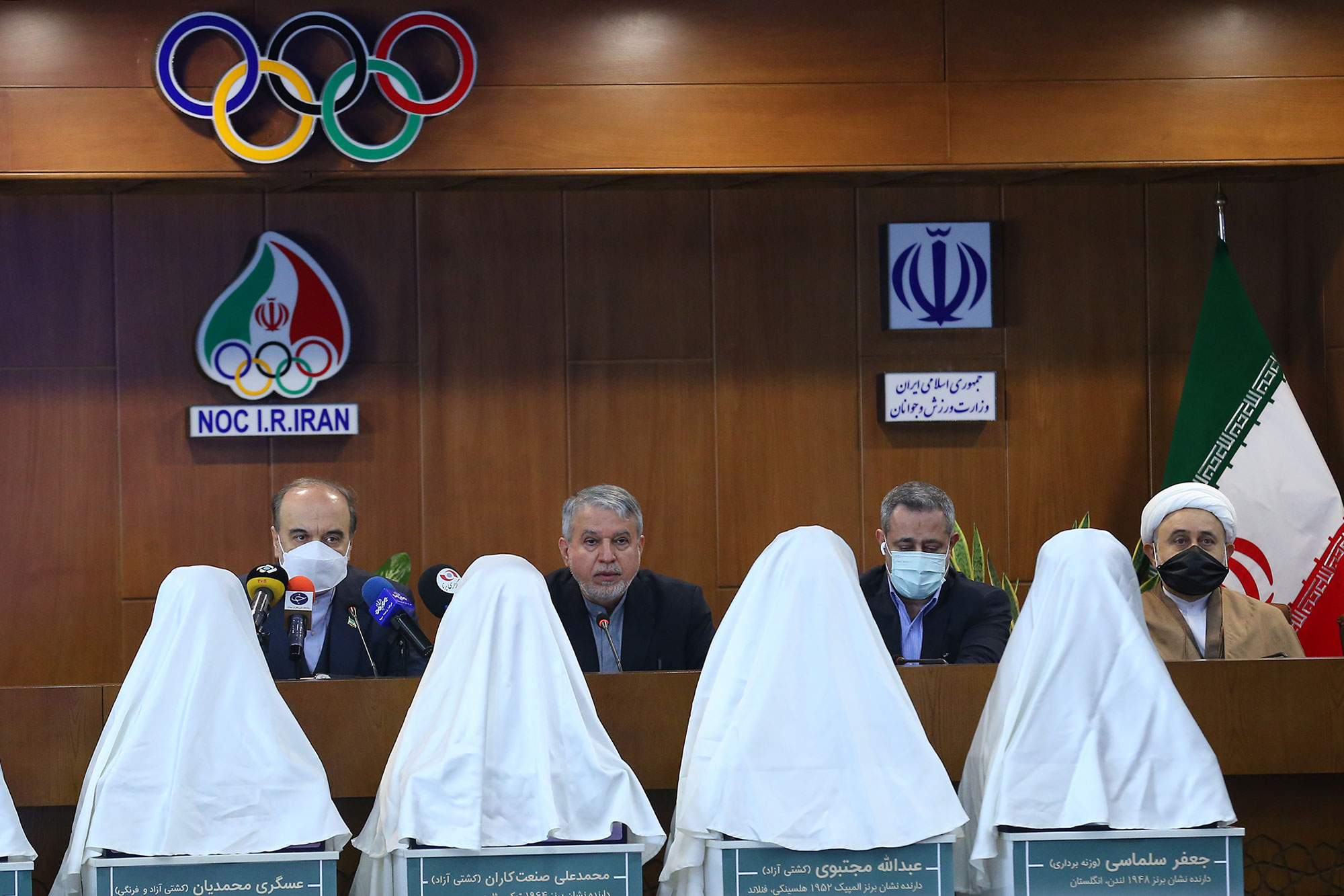 مراسم رونمایی از تندیس قهرمانان ورزش کشور 12