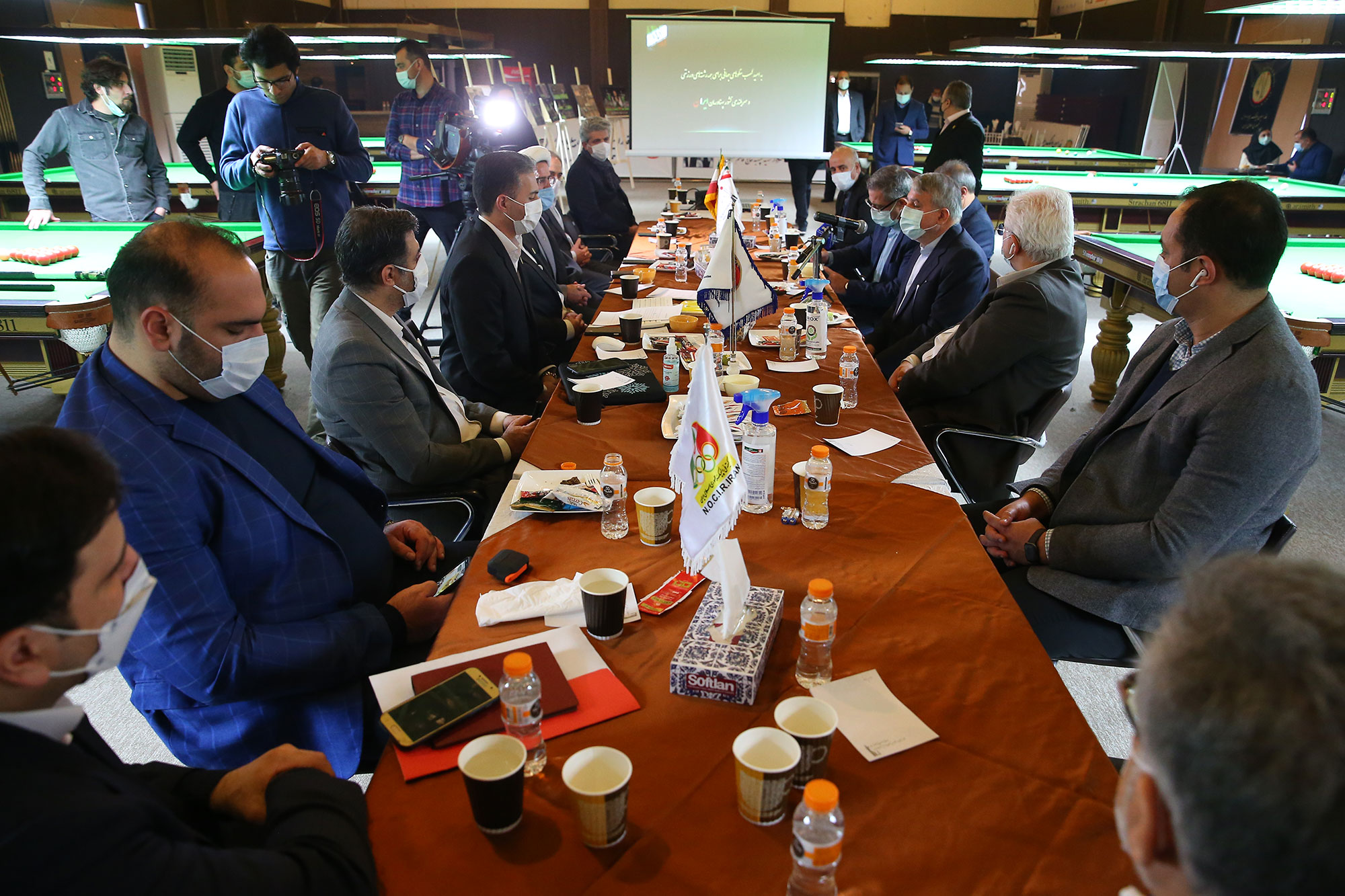 بازدید مسئولین کمیته ملی المپیک از فدراسیون های ژیمناستیک، هاکی و بولینگ و بیلیارد 41