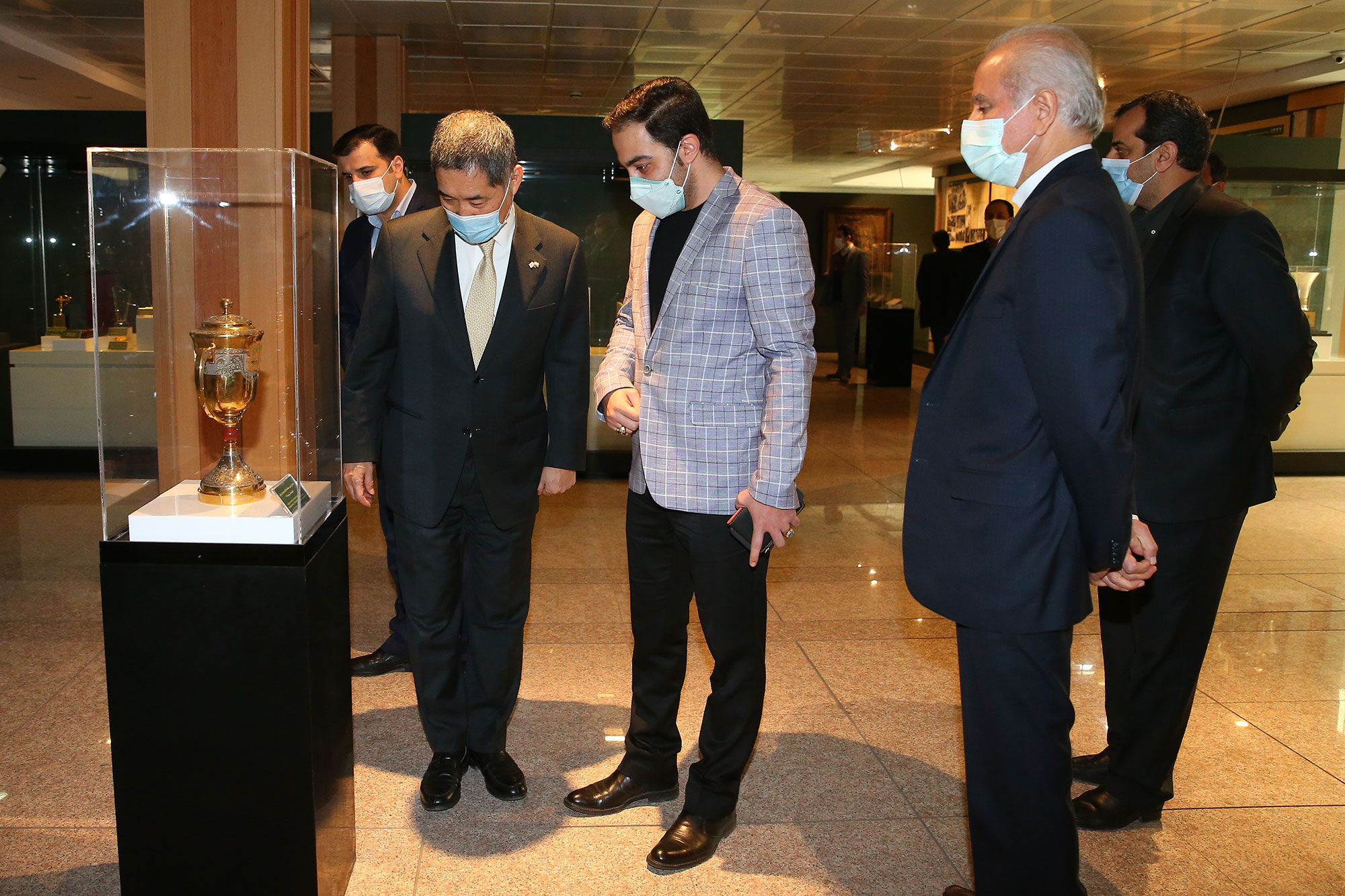 بازدید سفیر ژاپن از موزه ملی ورزش، المپیک و پارالمپیک 10