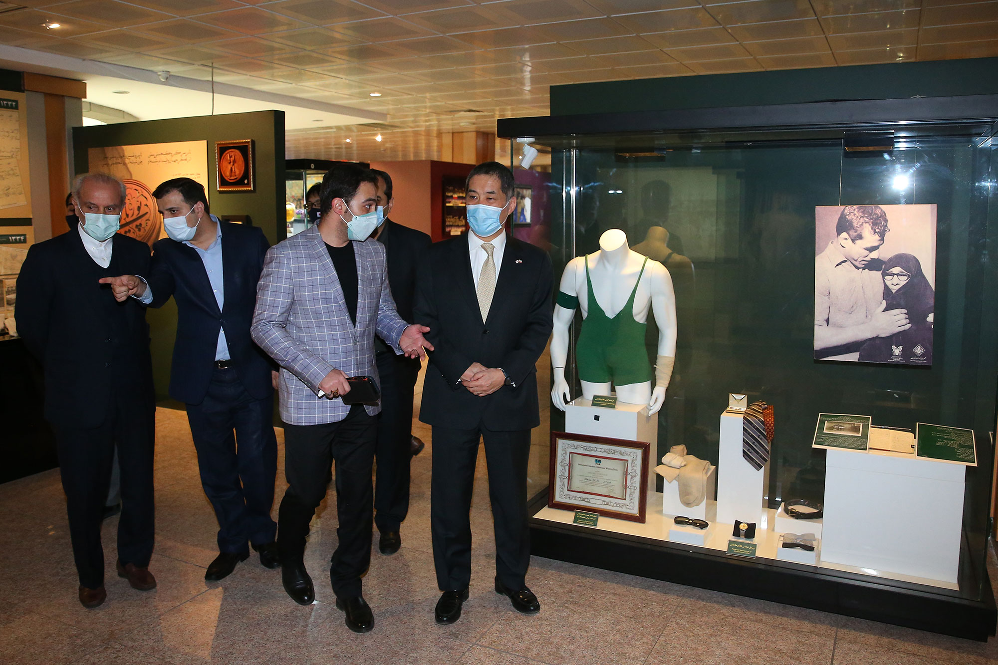 بازدید سفیر ژاپن از موزه ملی ورزش، المپیک و پارالمپیک 12