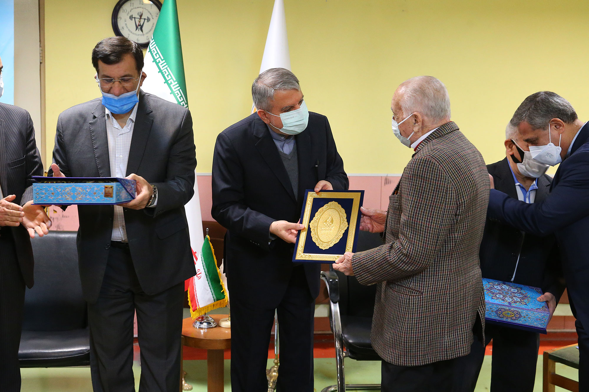 بازدید مسئولین کمیته ملی المپیک از فدراسیون های اسکیت، وزنه برداری، بسکتبال، ووشو و ورزش های سه گانه 34