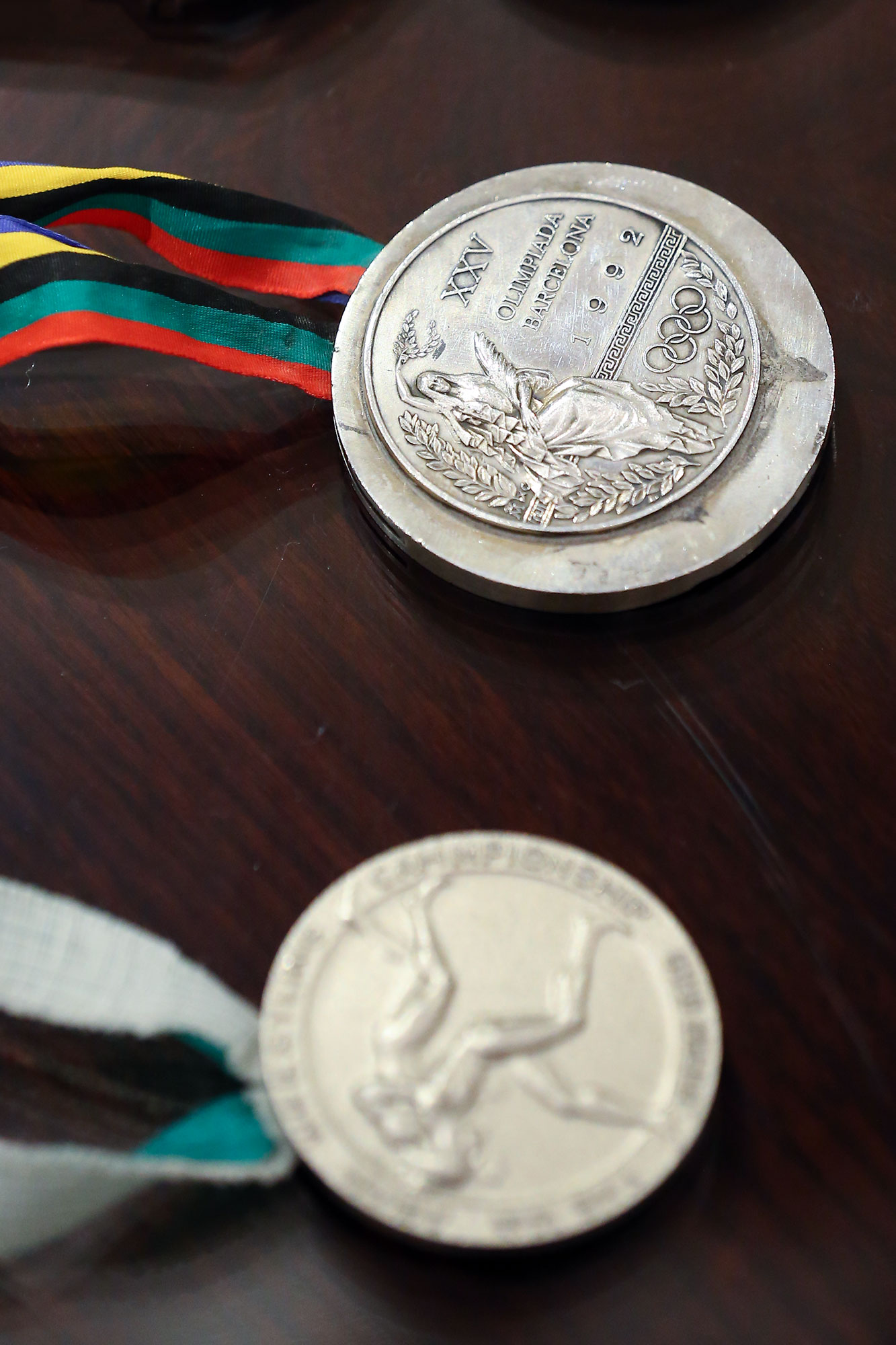 اهدا مدال نقره عسگری محمدیان در المپیک بارسلون به موزه ملی ورزش، المپیک و پارالمپیک  16