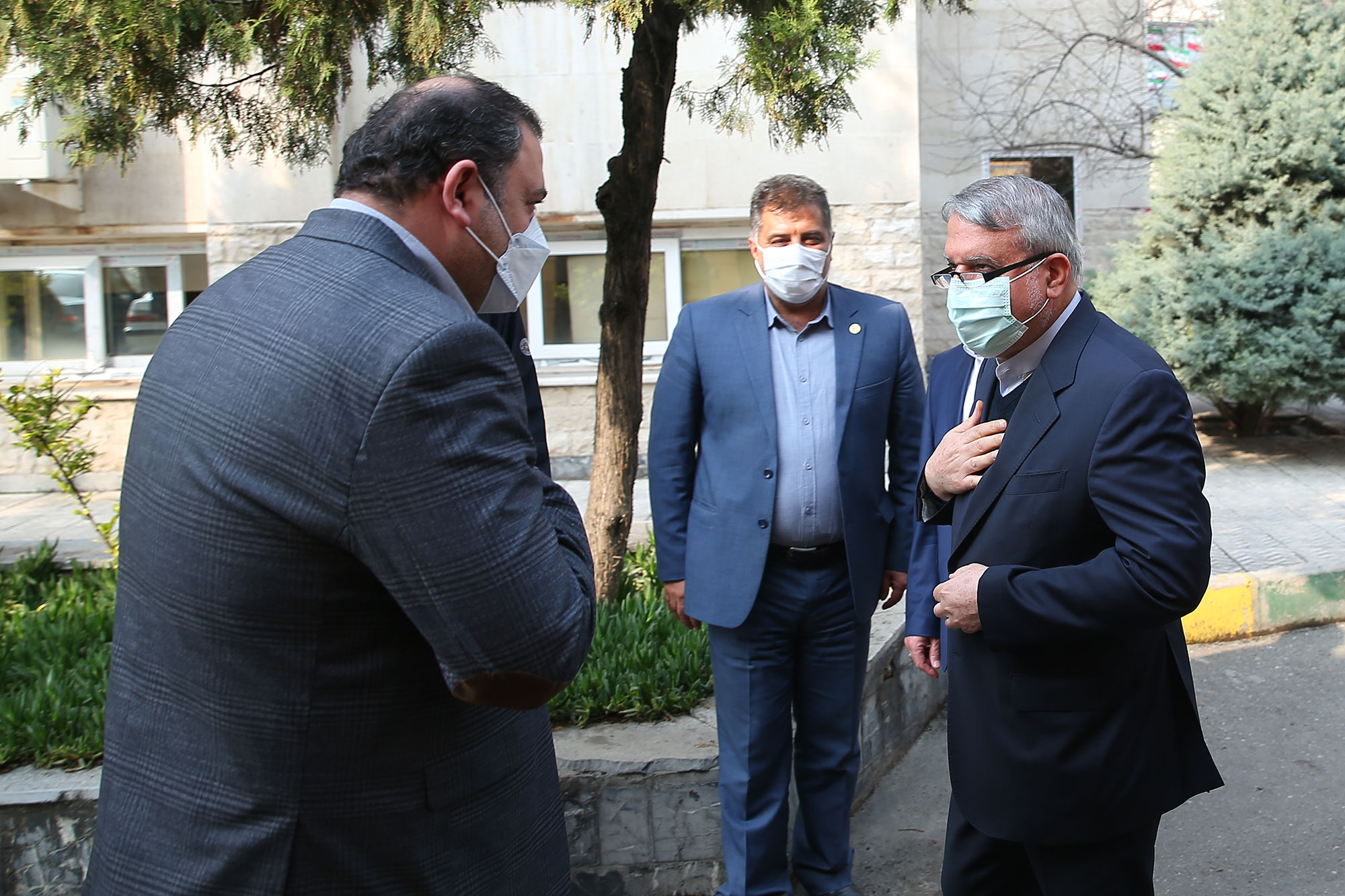 بازدید مسئولین کمیته ملی المپیک از فدراسیون های کاراته و تکواندو 1