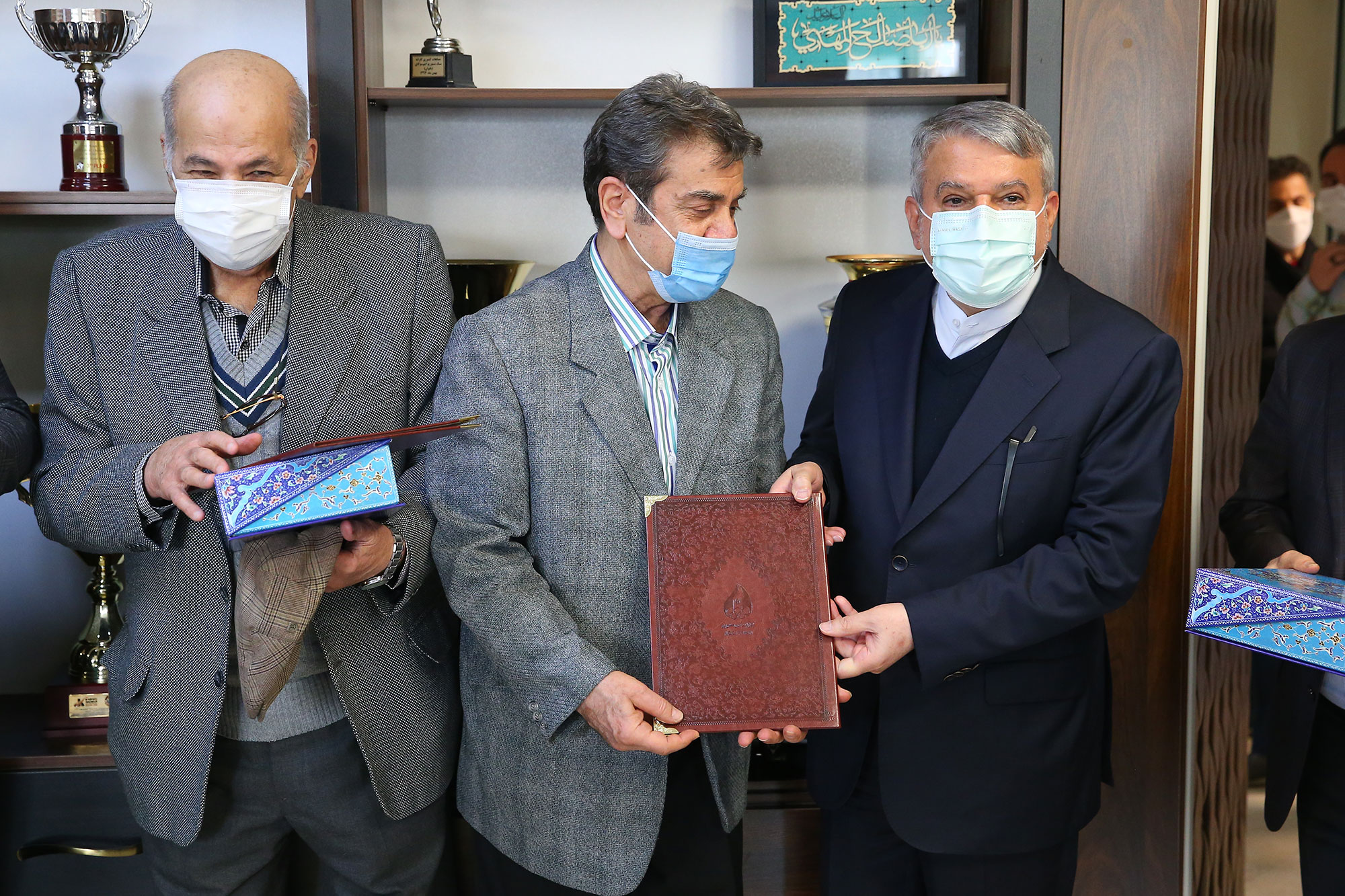 بازدید مسئولین کمیته ملی المپیک از فدراسیون های کاراته و تکواندو 13