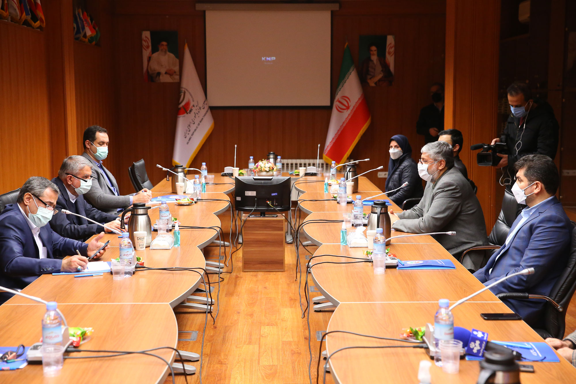 بازدید مسئولین کمیته ملی المپیک از فدراسیون های کاراته و تکواندو 27