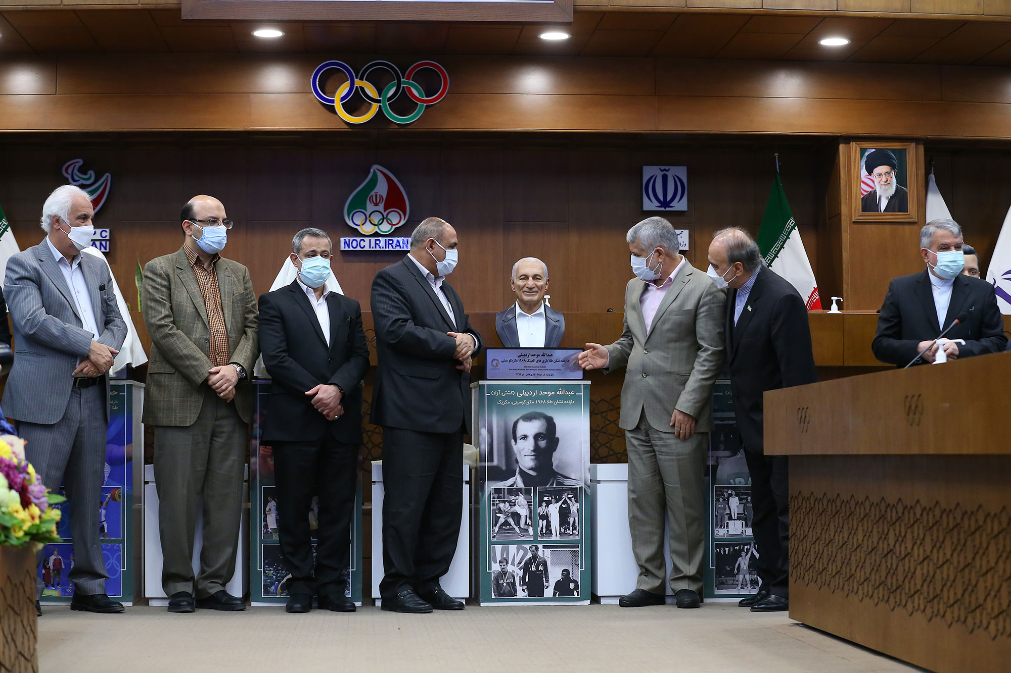 مراسم رونمایی از سردیس قهرمانان ورزش کشور 38