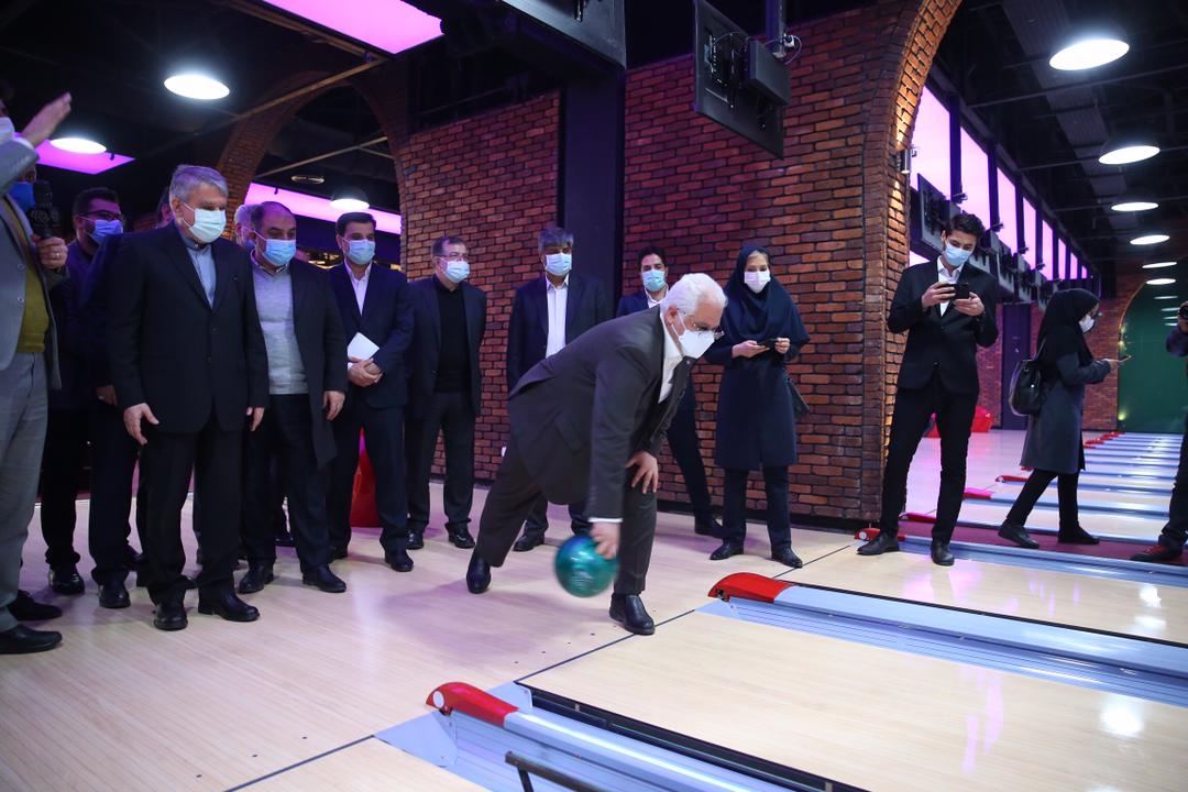 افتتاح بولینگ