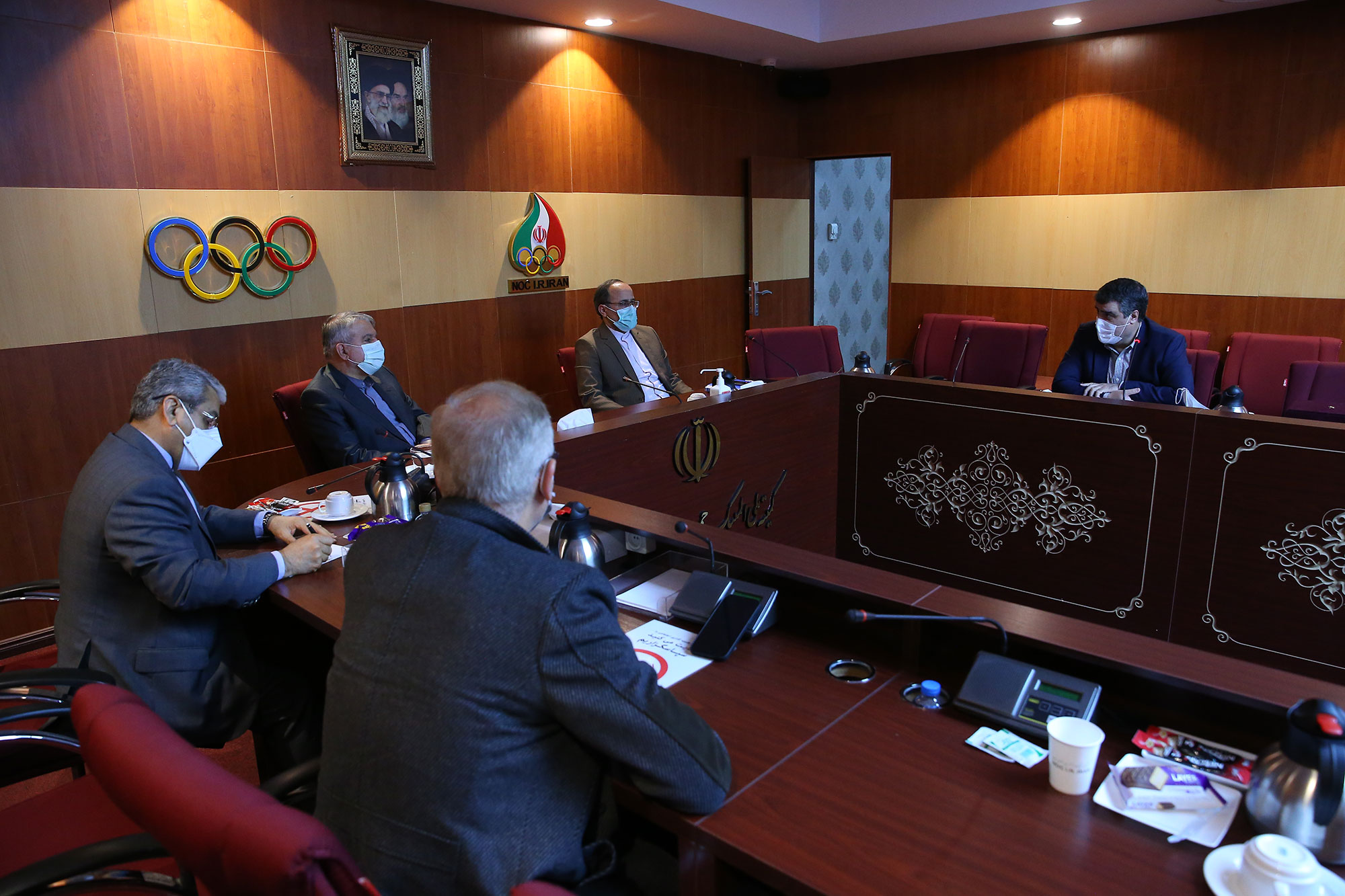 جلسه هیئت رییسه فدراسیون سوارکاری 2