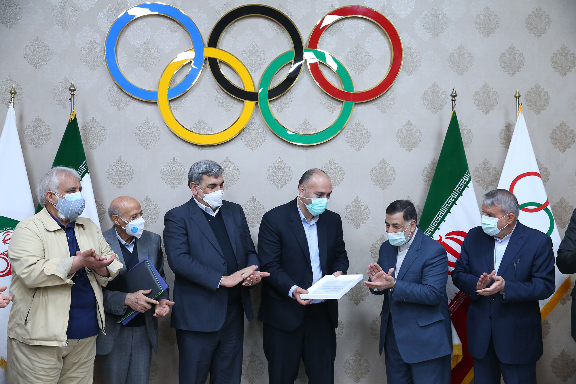 جلسه هیئت رییسه فدراسیون شنا،شیرجه و واترپولو 10