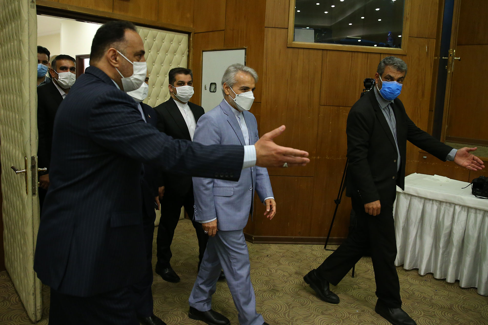 بازدید دکتر نوبخت از اردو تیم ملی کشتی فرنگی و نشست صمیمانه با روسای فدراسیون های ورزشی 3