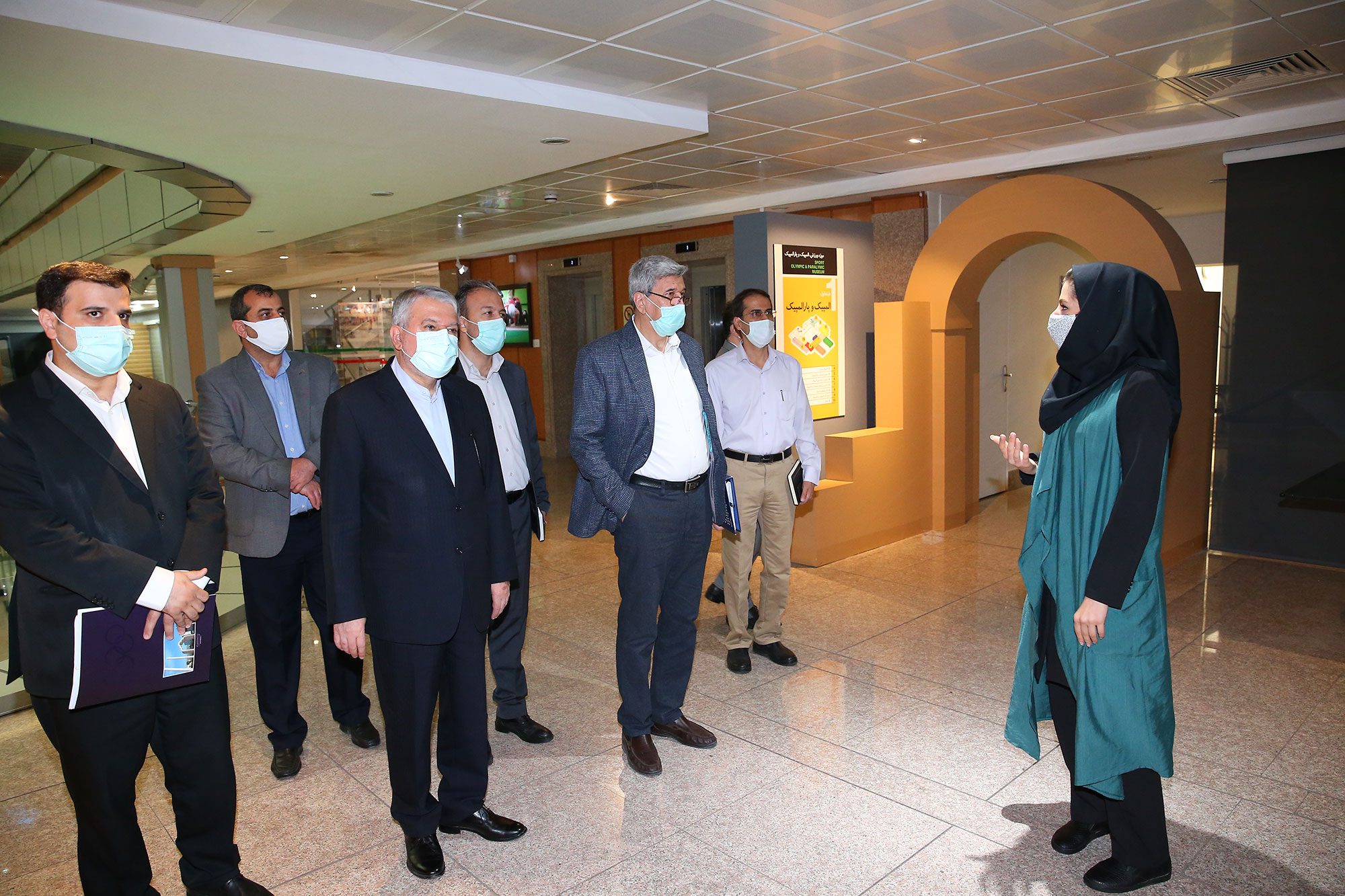 بازدید ریاست دانشگاه علوم تحقیقات و فناوری از موزه ملی ورزش و امضا تفاهم نامه همکاری با کمیته ملی المپیک 1