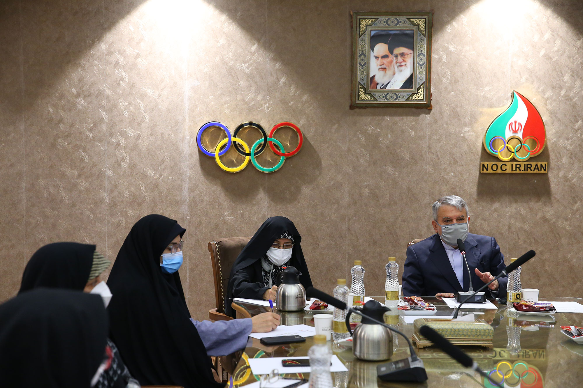 جلسه کمیسیون زنان  8