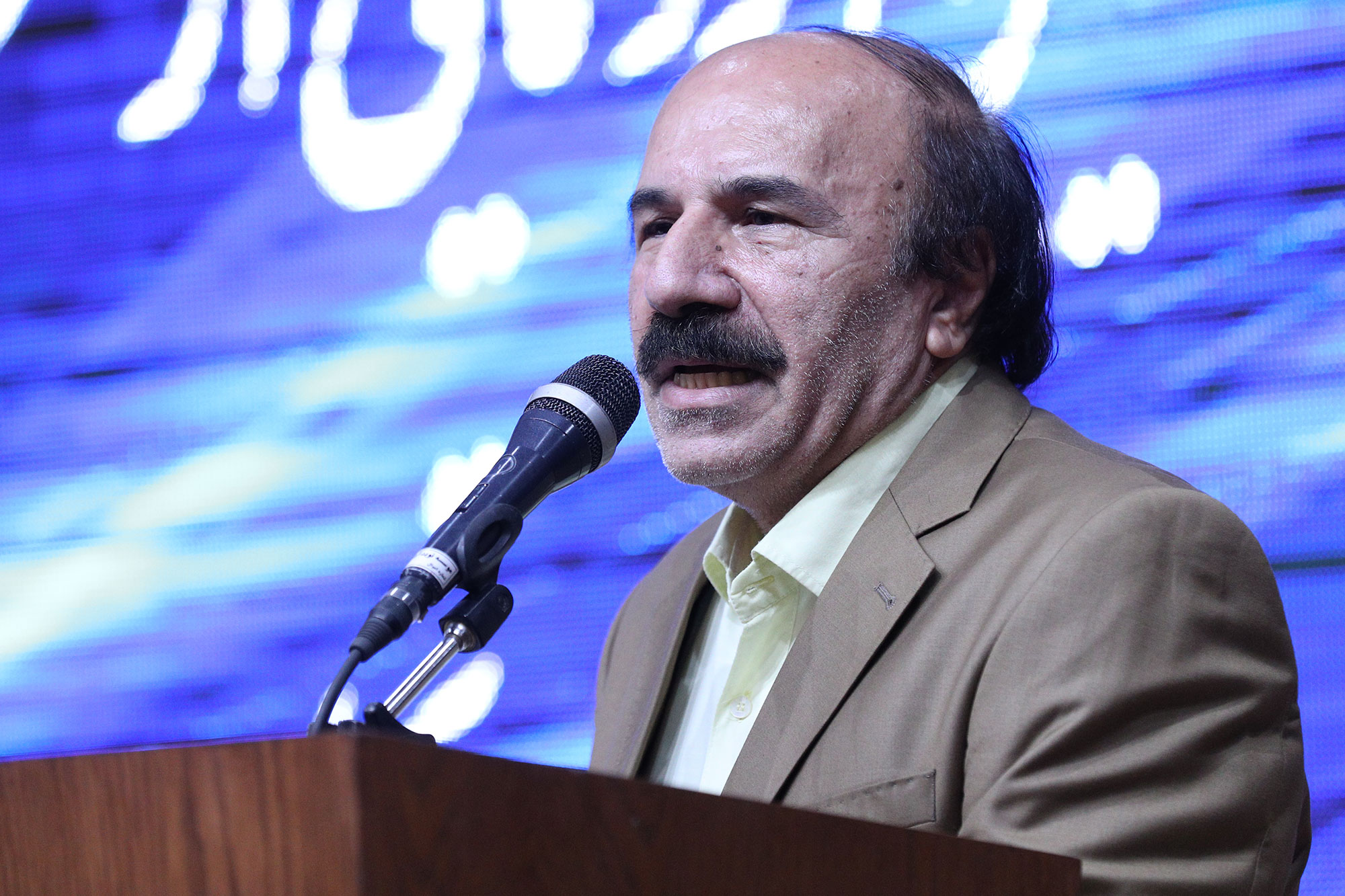 مراسم رونمایی از تمبر و نماد کاروان ورزشی ایران در المپیک توکیو 8