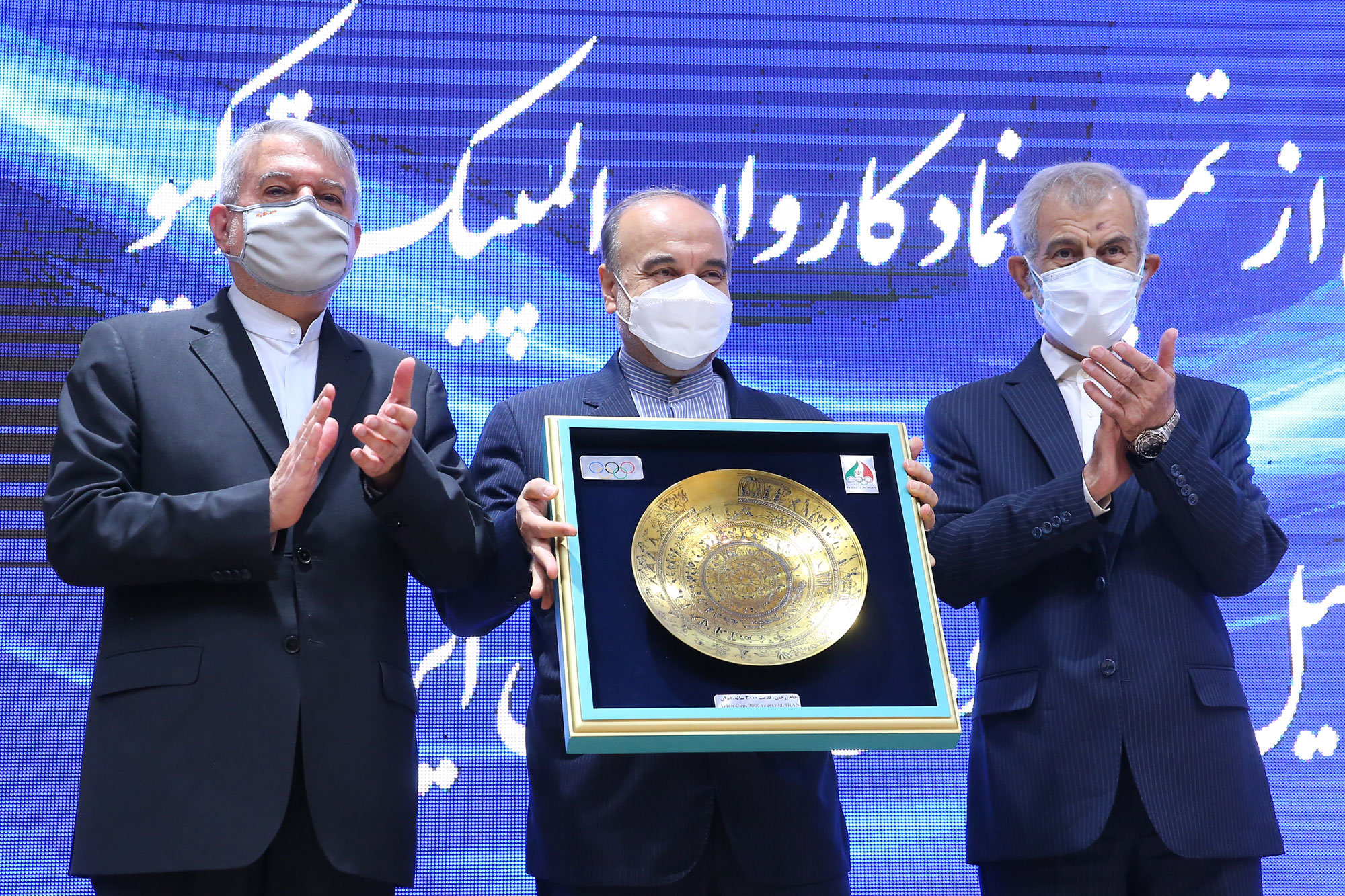 مراسم رونمایی از تمبر و نماد کاروان ورزشی ایران در المپیک توکیو 34