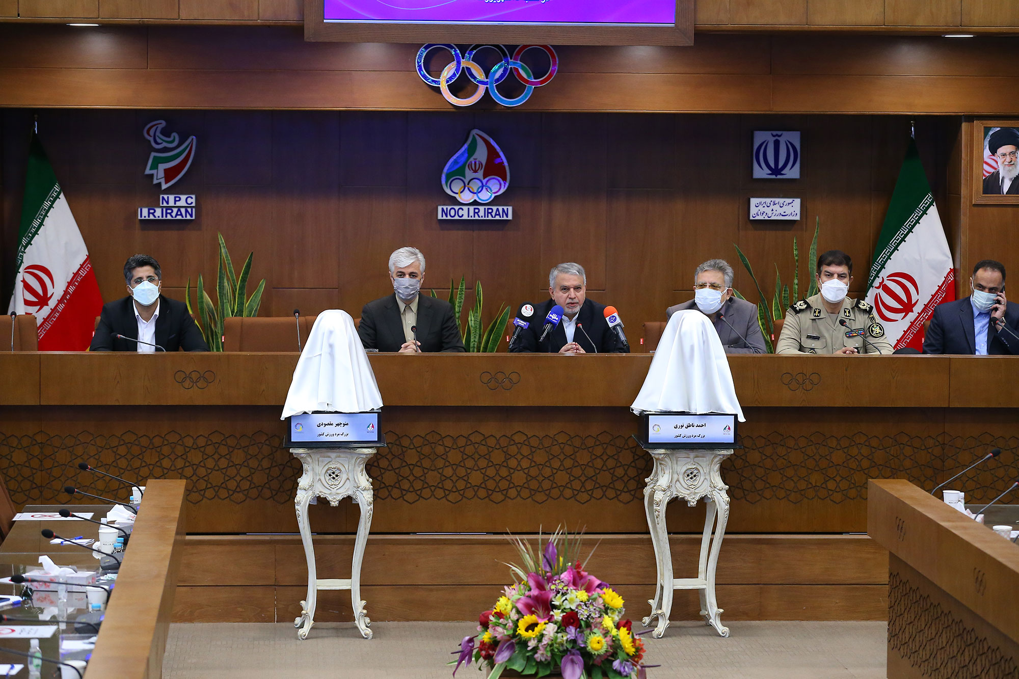 مراسم رونمایی از سردیس نام آوران بوکس کشور 15