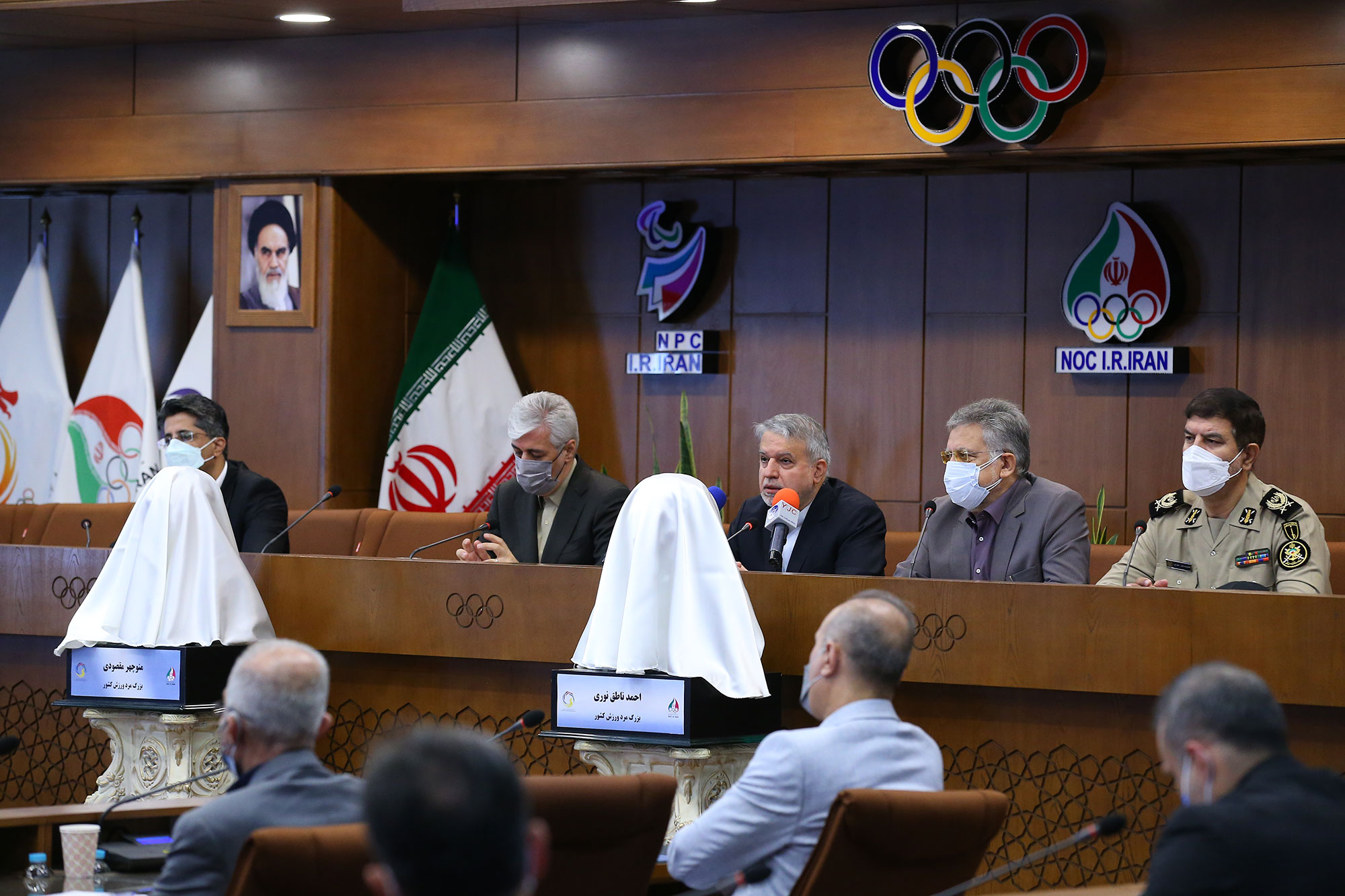 مراسم رونمایی از سردیس نام آوران بوکس کشور 19