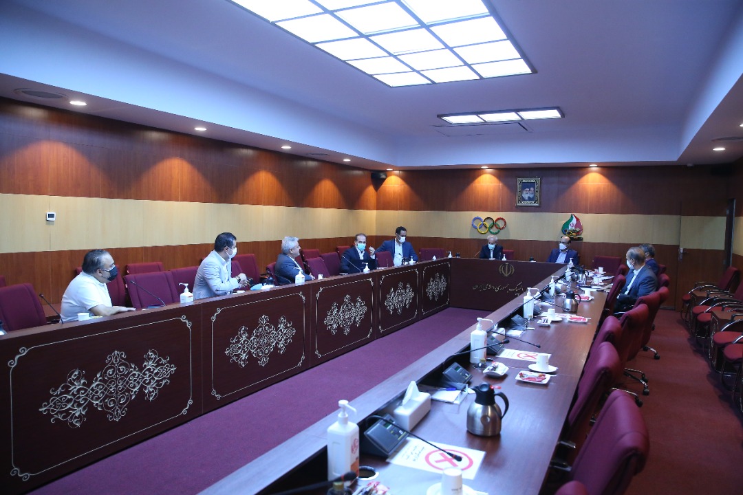 نشست بازی های داخل سالن