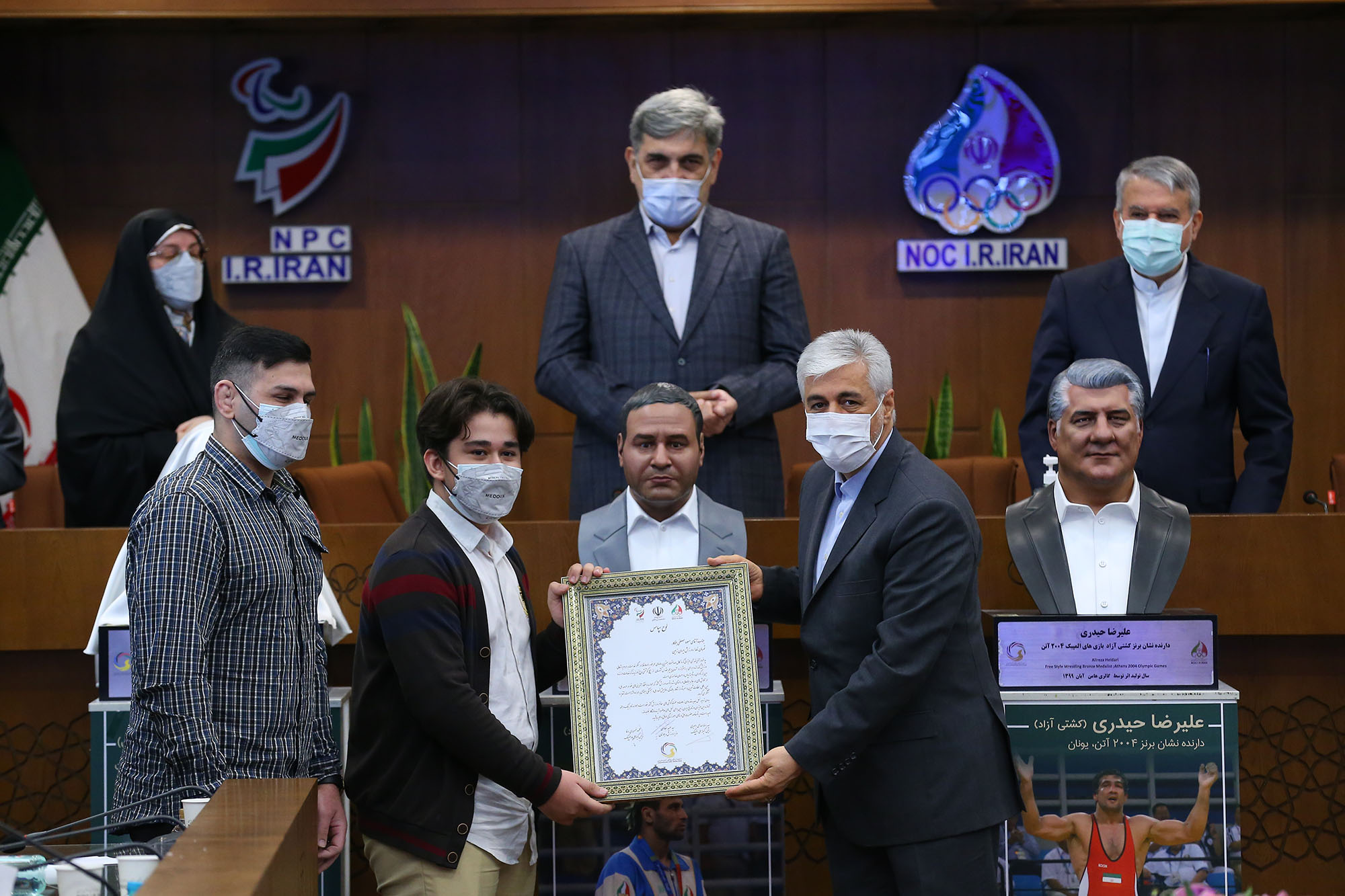 مراسم رونمایی از سردیس قهرمانان ورزش کشور/ 28