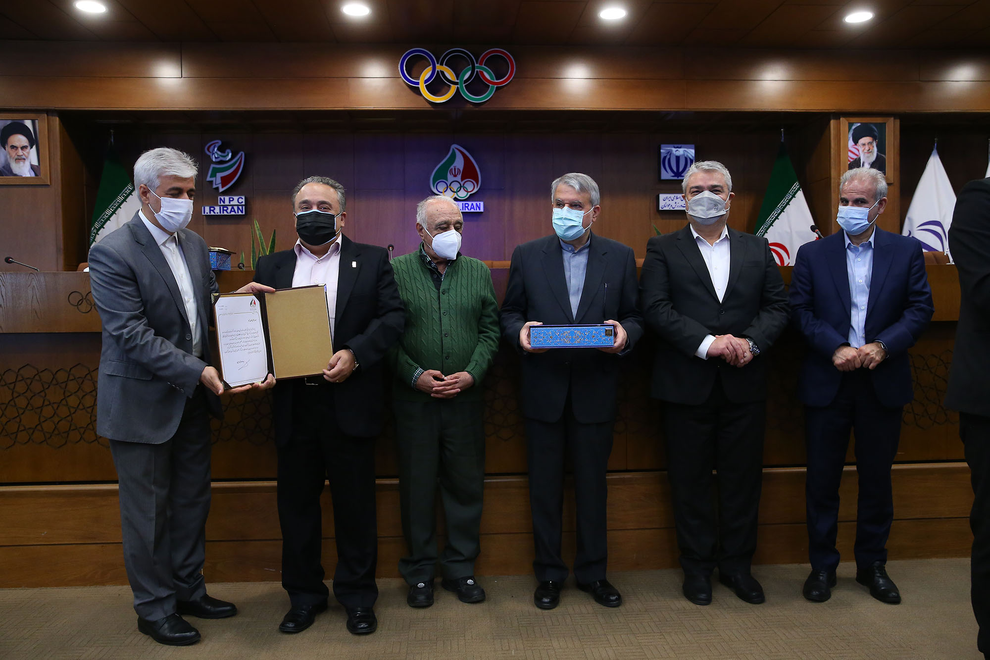 مراسم تقدیر از پیشکسوتان ورزش کشور 32