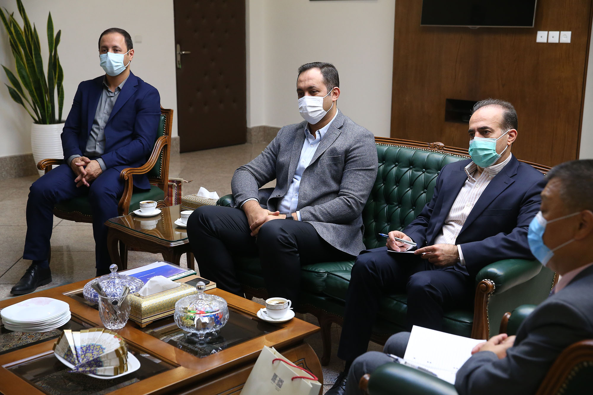 دیدار دبیرکل کمیته ملی المپیک با مسوولان سفارت چین در ایران 5