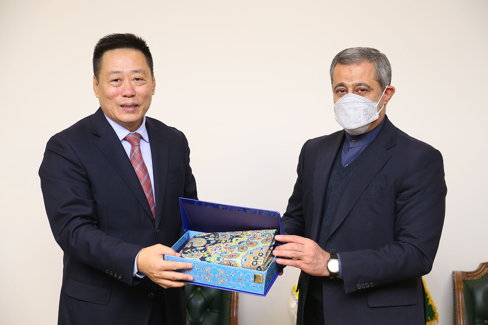 دیدار دبیرکل کمیته ملی المپیک با مسوولان سفارت چین در ایران 8