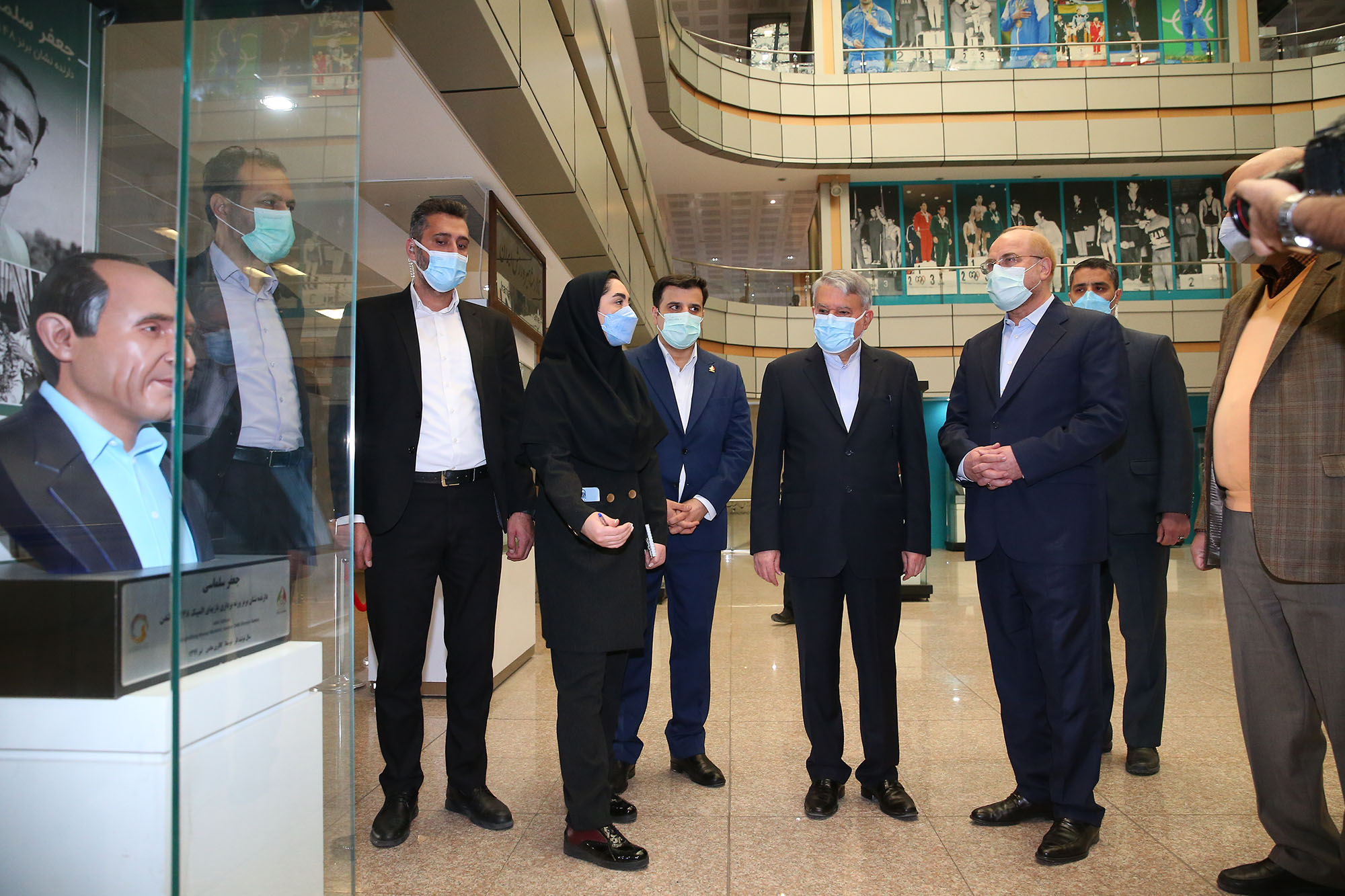 مراسم رونمایی از تندیس قهرمانان ورزش کشور با حضور رییس مجلس شورای اسلامی 1