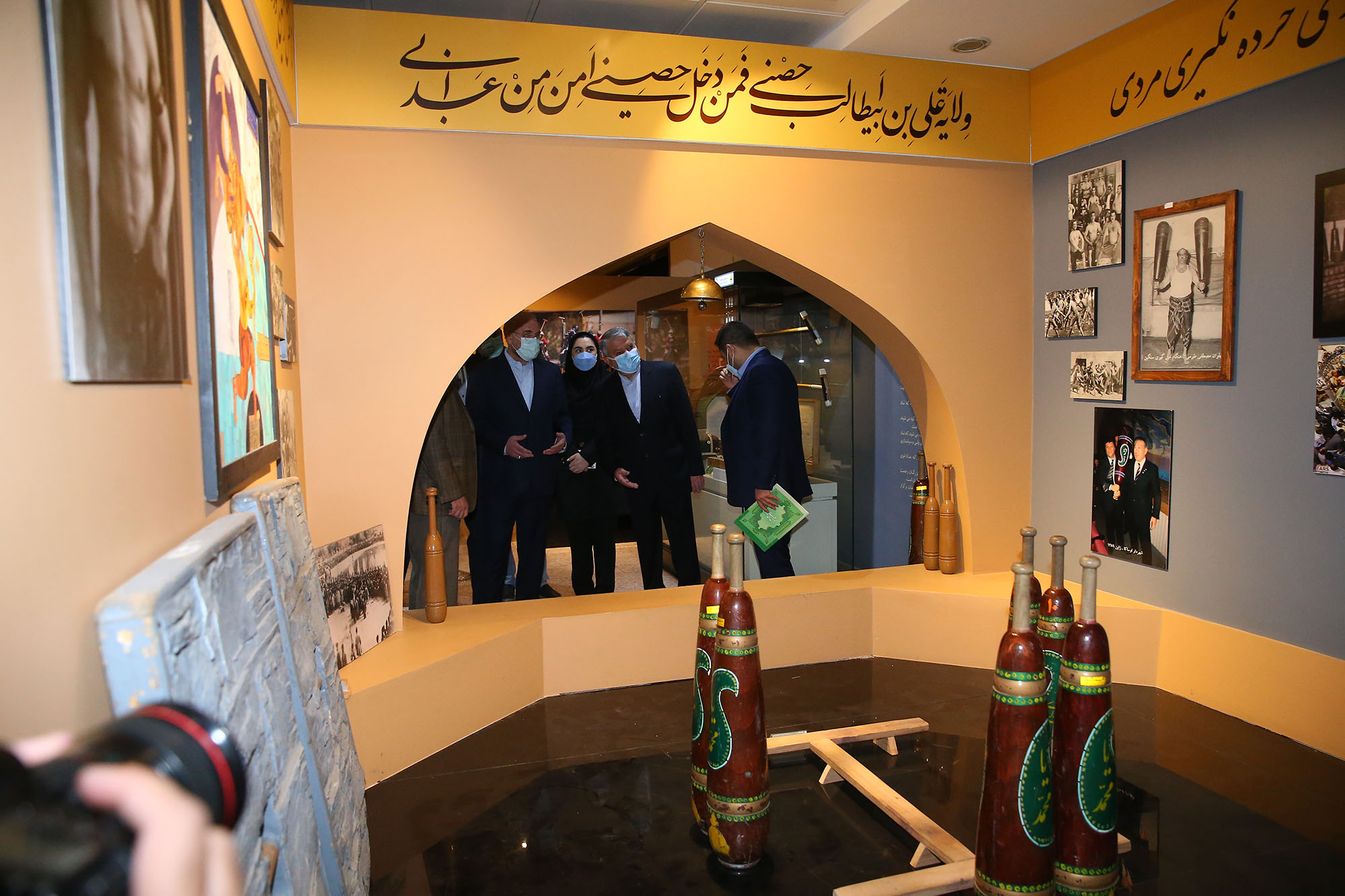 مراسم رونمایی از تندیس قهرمانان ورزش کشور با حضور رییس مجلس شورای اسلامی 9