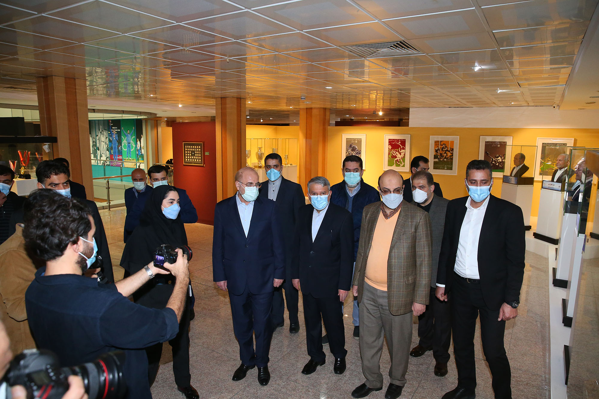 مراسم رونمایی از تندیس قهرمانان ورزش کشور با حضور رییس مجلس شورای اسلامی 11