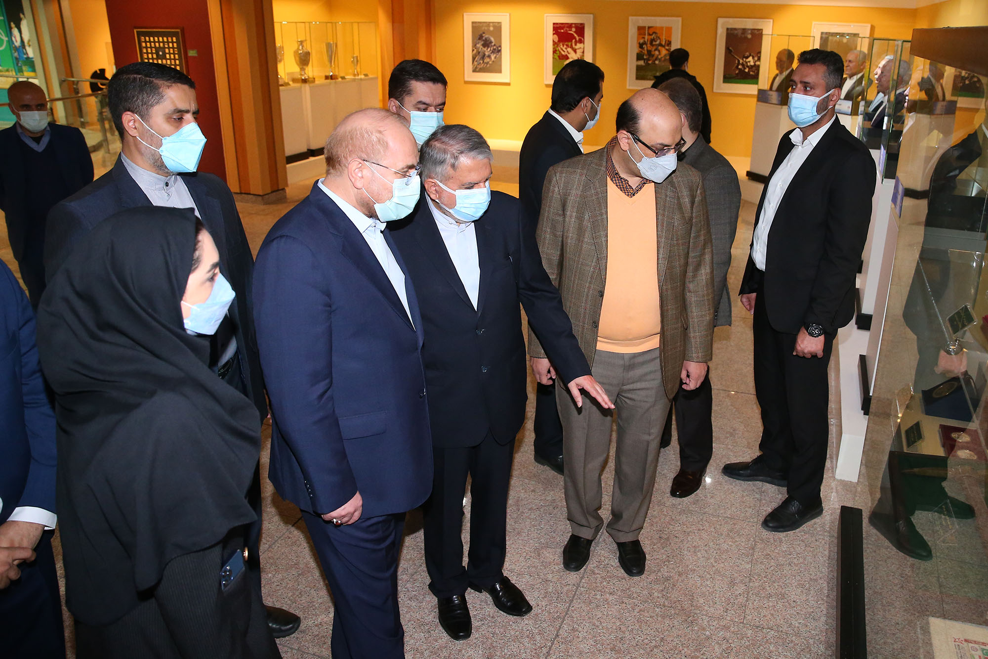 مراسم رونمایی از تندیس قهرمانان ورزش کشور با حضور رییس مجلس شورای اسلامی 12