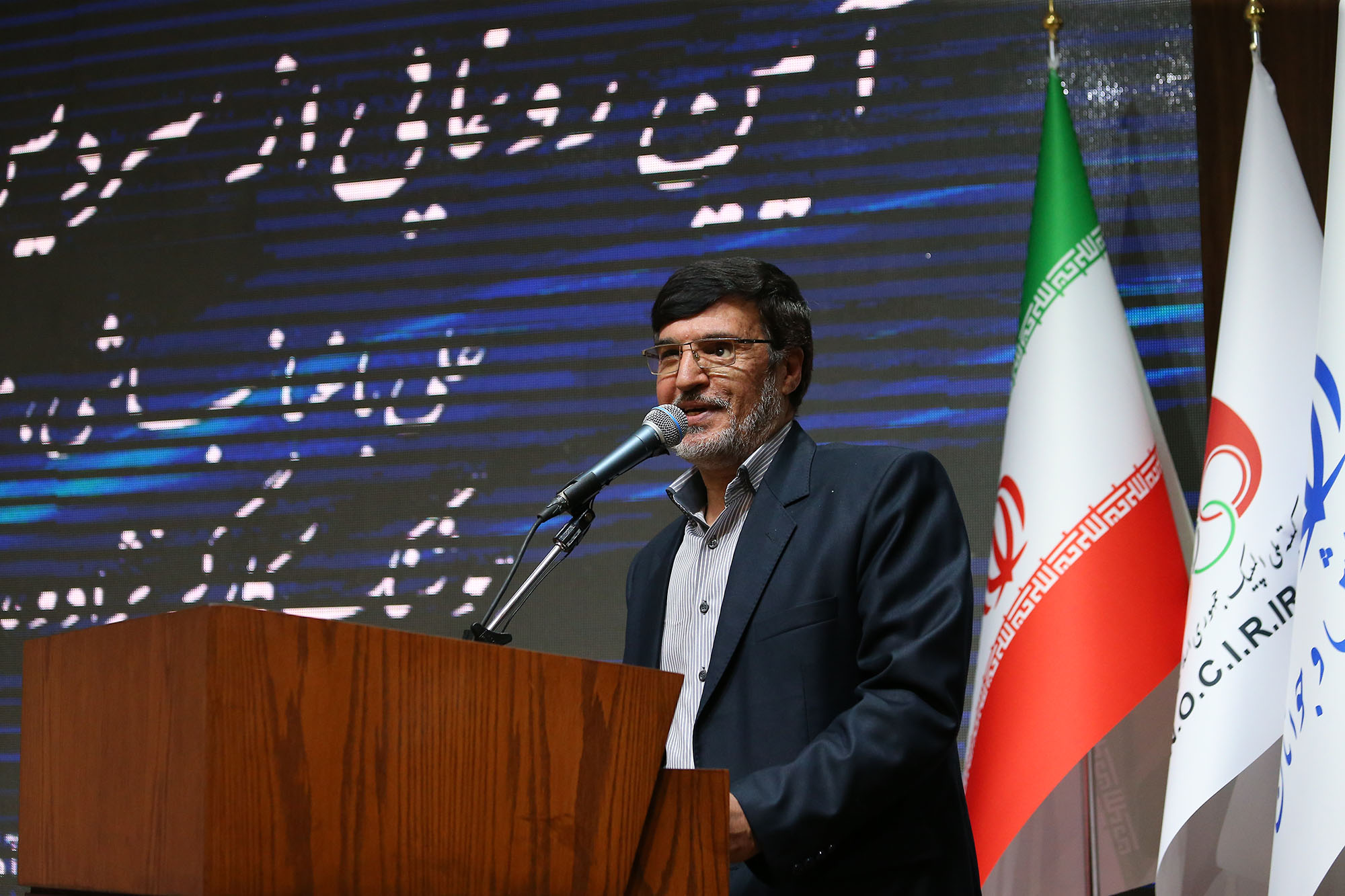 مراسم رونمایی از تندیس قهرمانان ورزش کشور با حضور رییس مجلس شورای اسلامی 36