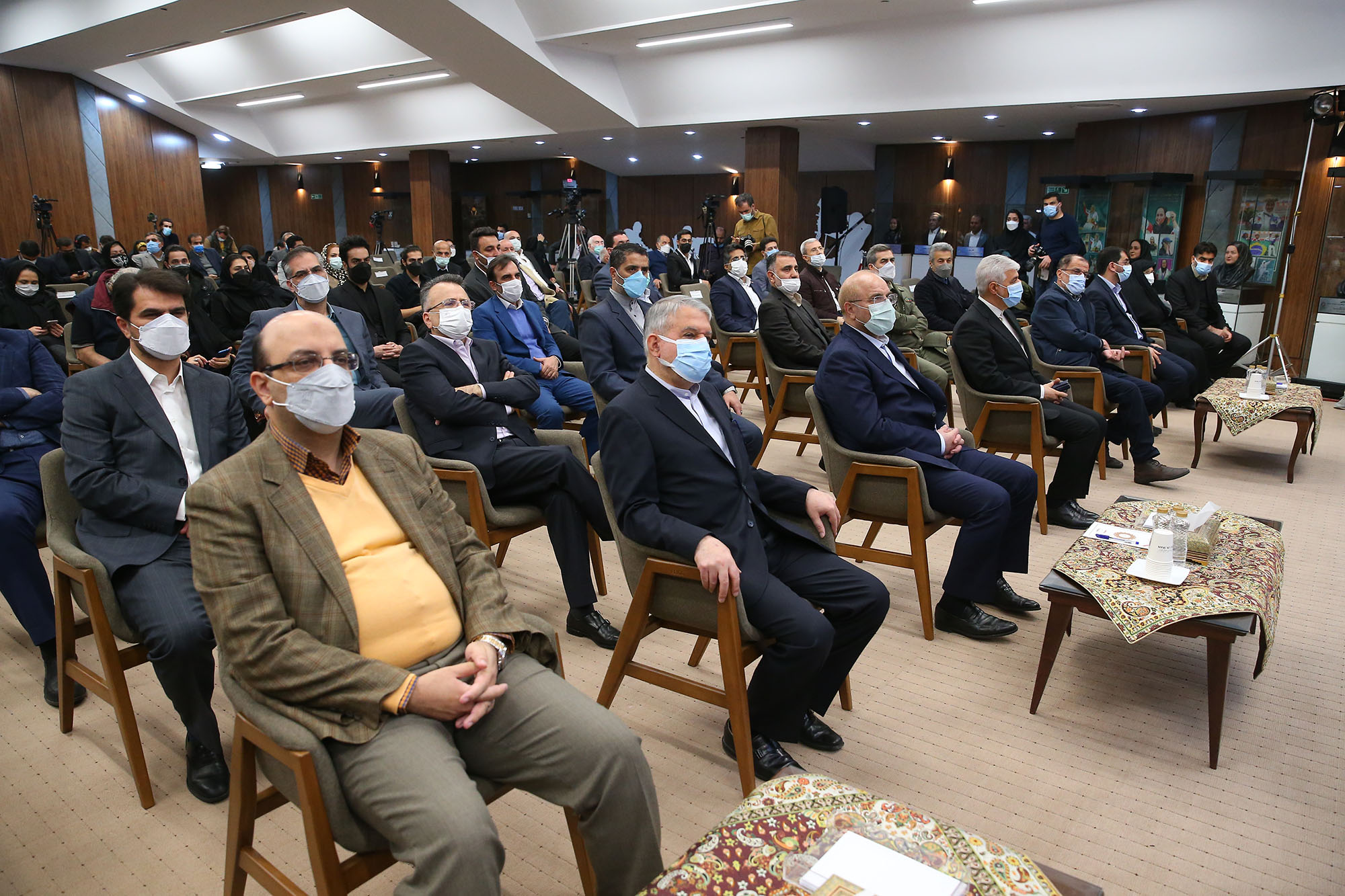 مراسم رونمایی از تندیس قهرمانان ورزش کشور با حضور رییس مجلس شورای اسلامی 37