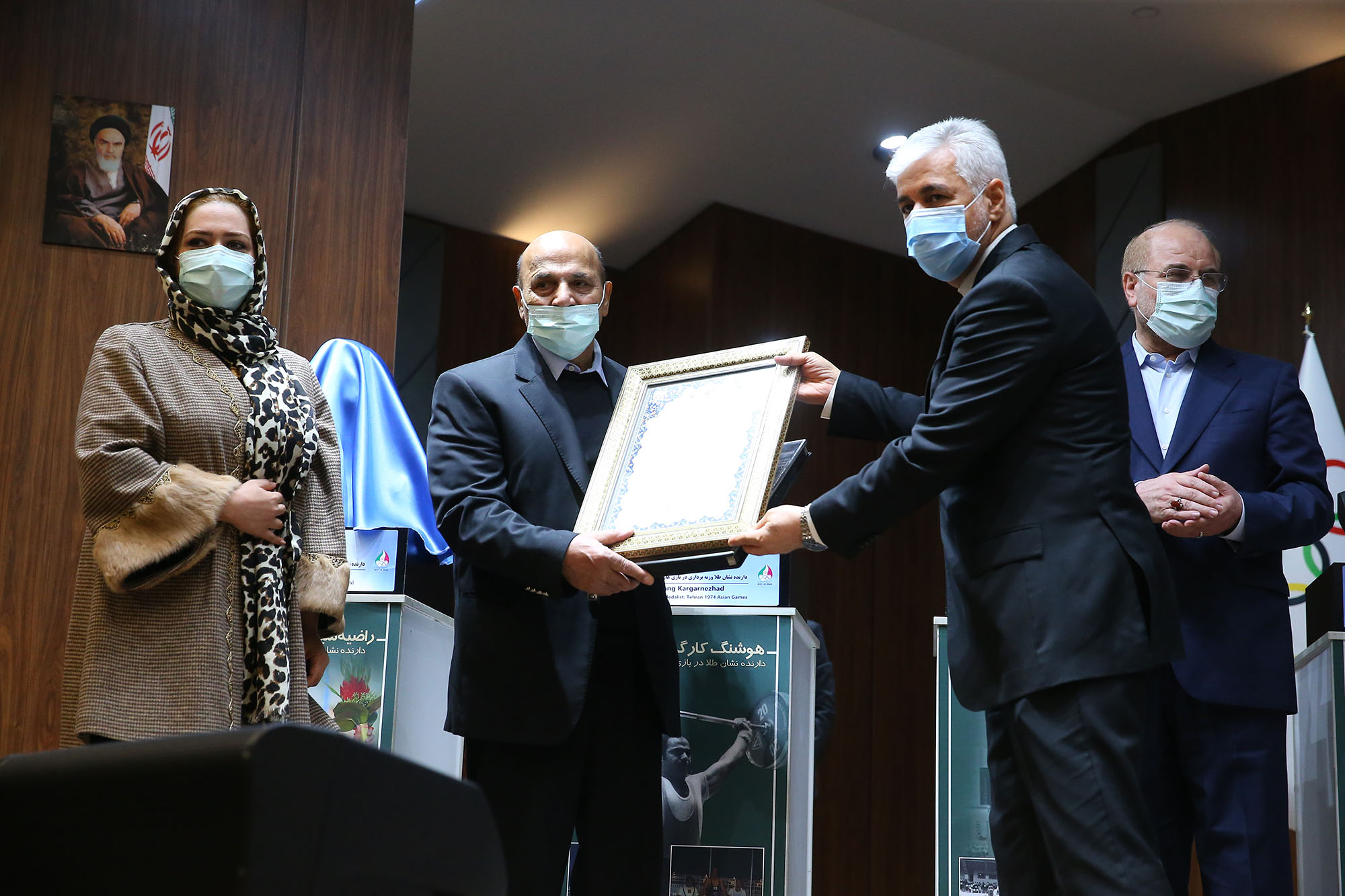 مراسم رونمایی از تندیس قهرمانان ورزش کشور با حضور رییس مجلس شورای اسلامی 58