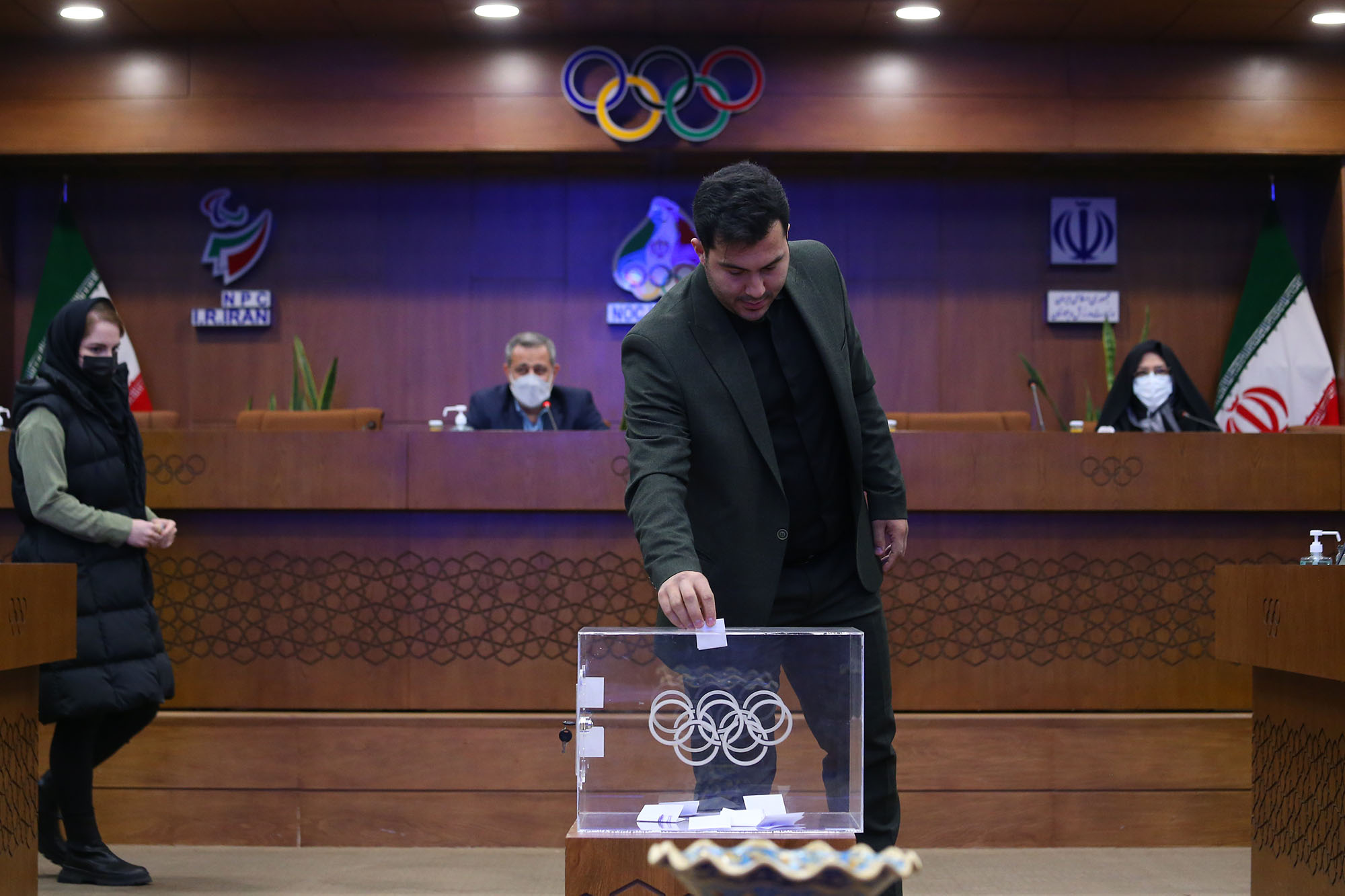 نخستین نشست کمیسیون ورزشکاران کمیته ملی المپیک 42