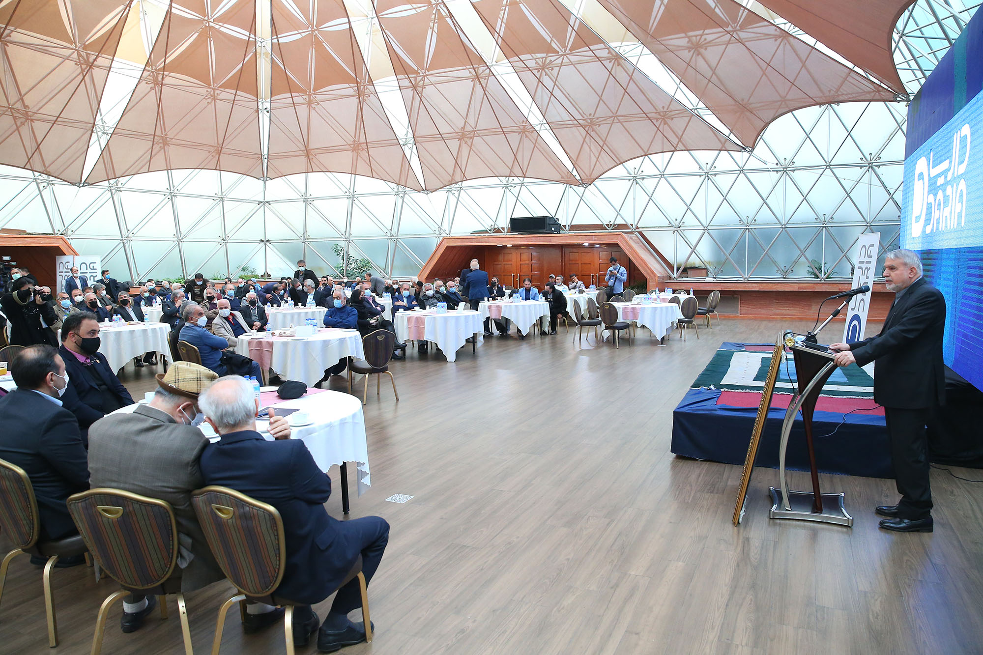 مراسم بزرگداشت پرویز دهداری 2