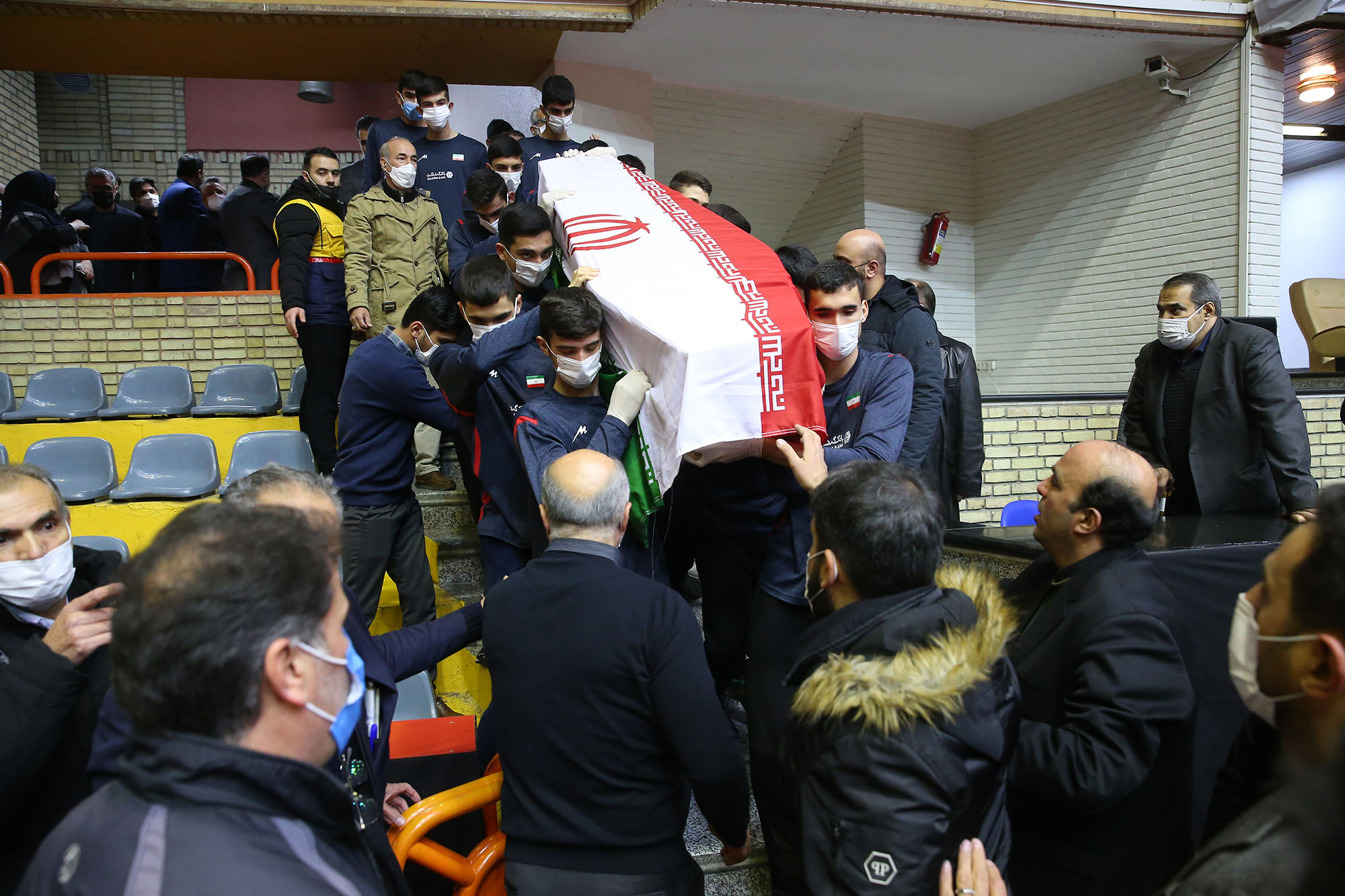 مراسم تشییع و بزرگداشت مرحوم یزدانی خرم 4