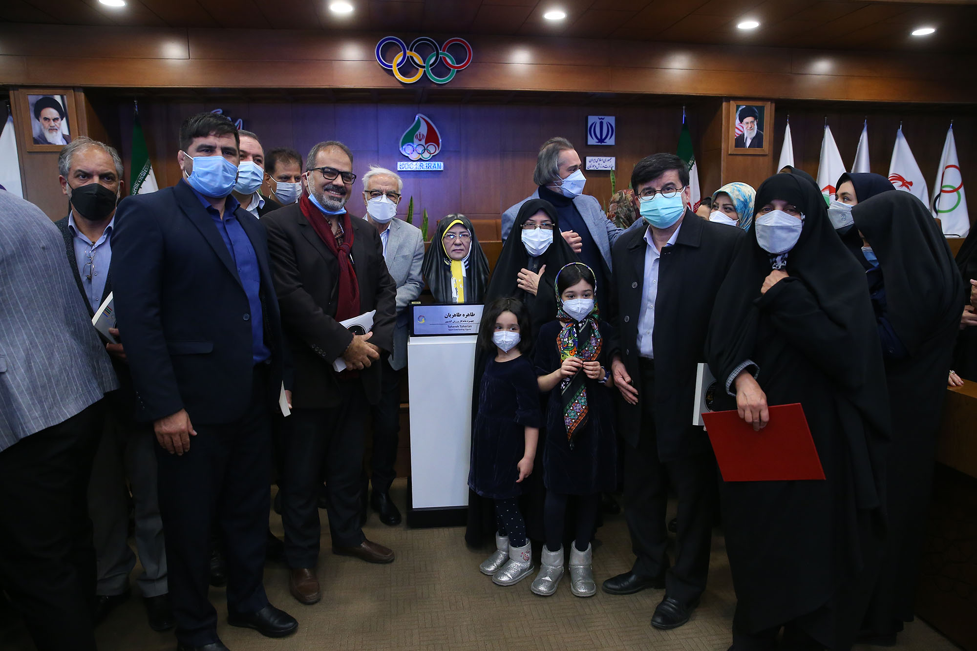 مراسم نکوداشت خانم طاهره طاهریان 37